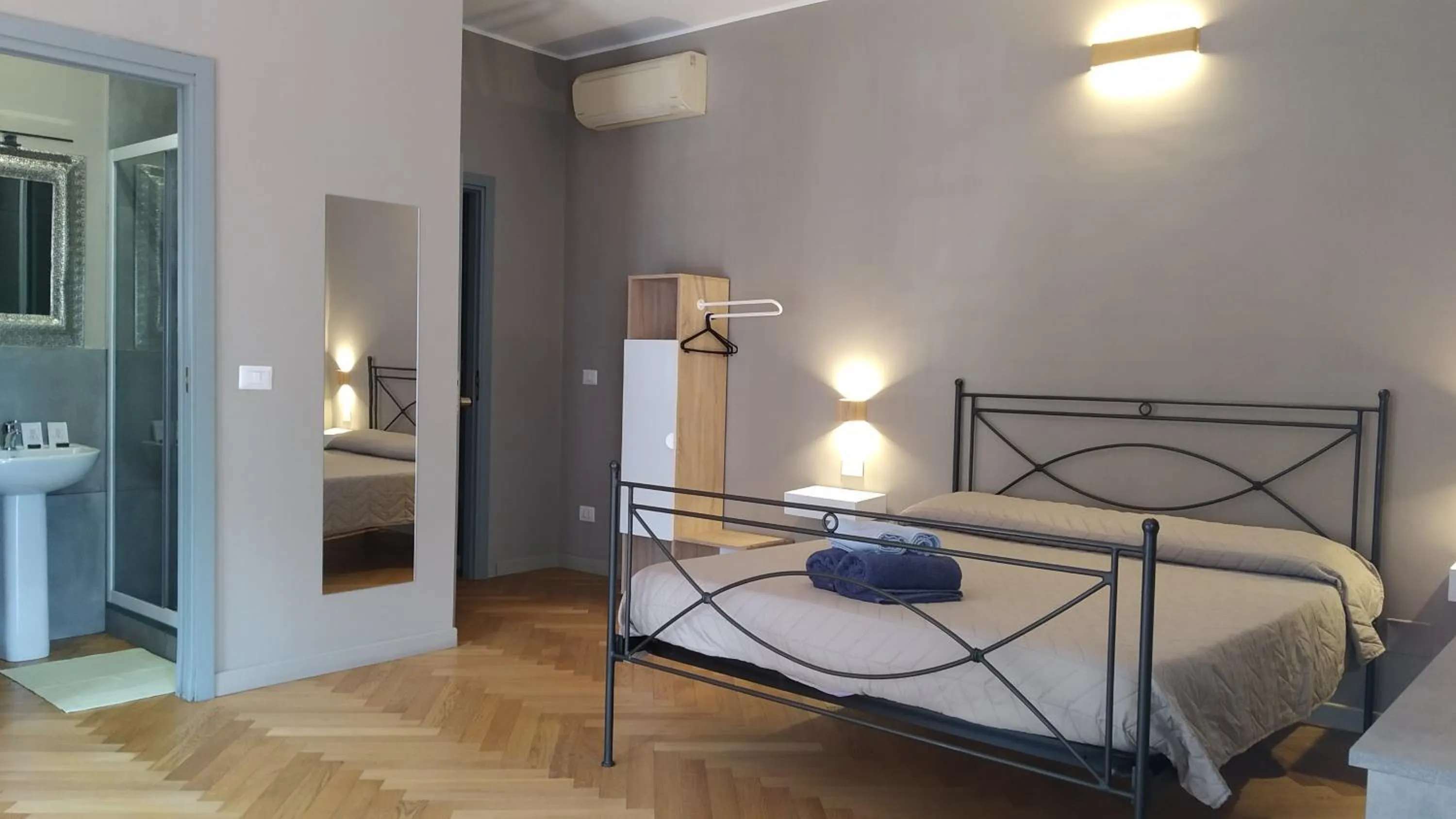 Bed in Cconforthotels R&B Suite&Chic