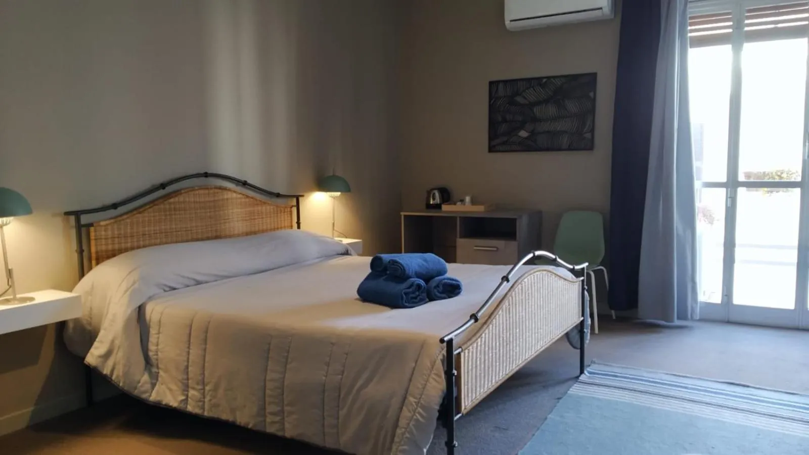 Bed in Cconforthotels R&B Suite&Chic