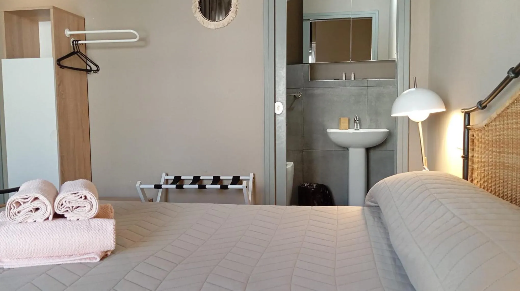 Bed in Cconforthotels R&B Suite&Chic