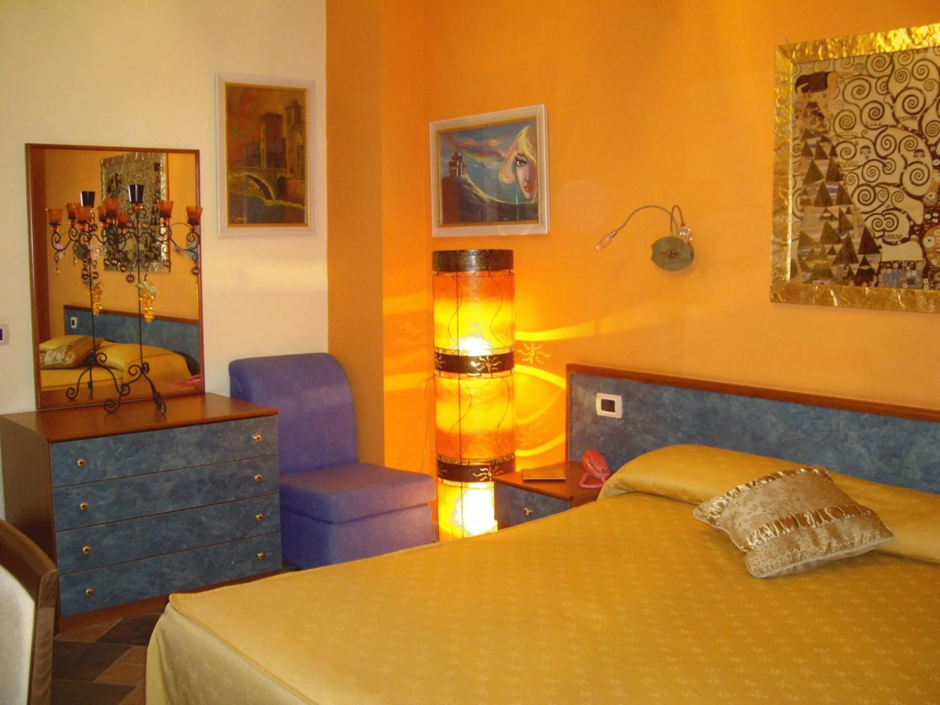 Bed in Hotel Blumentag