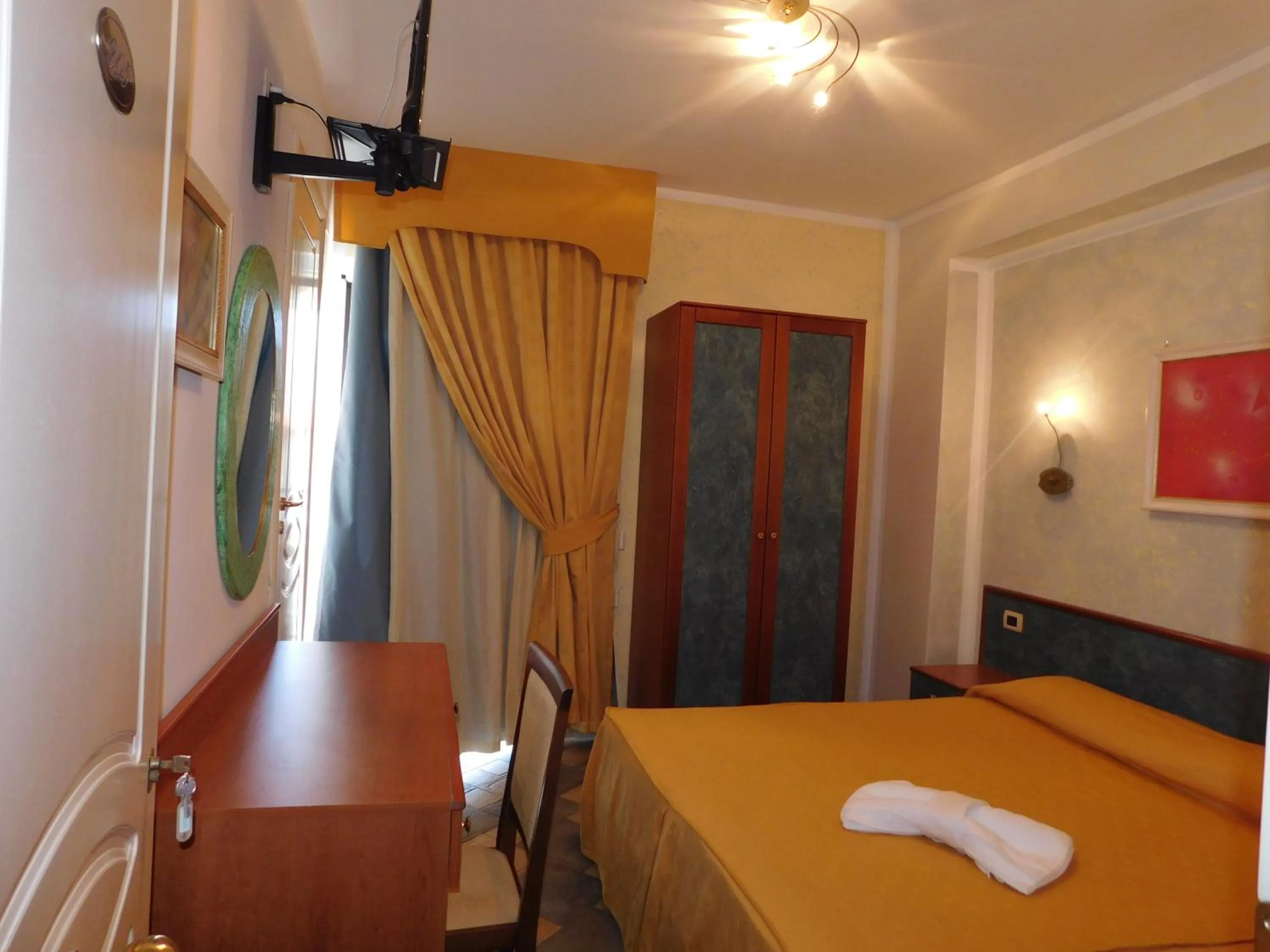 Bed in Hotel Blumentag