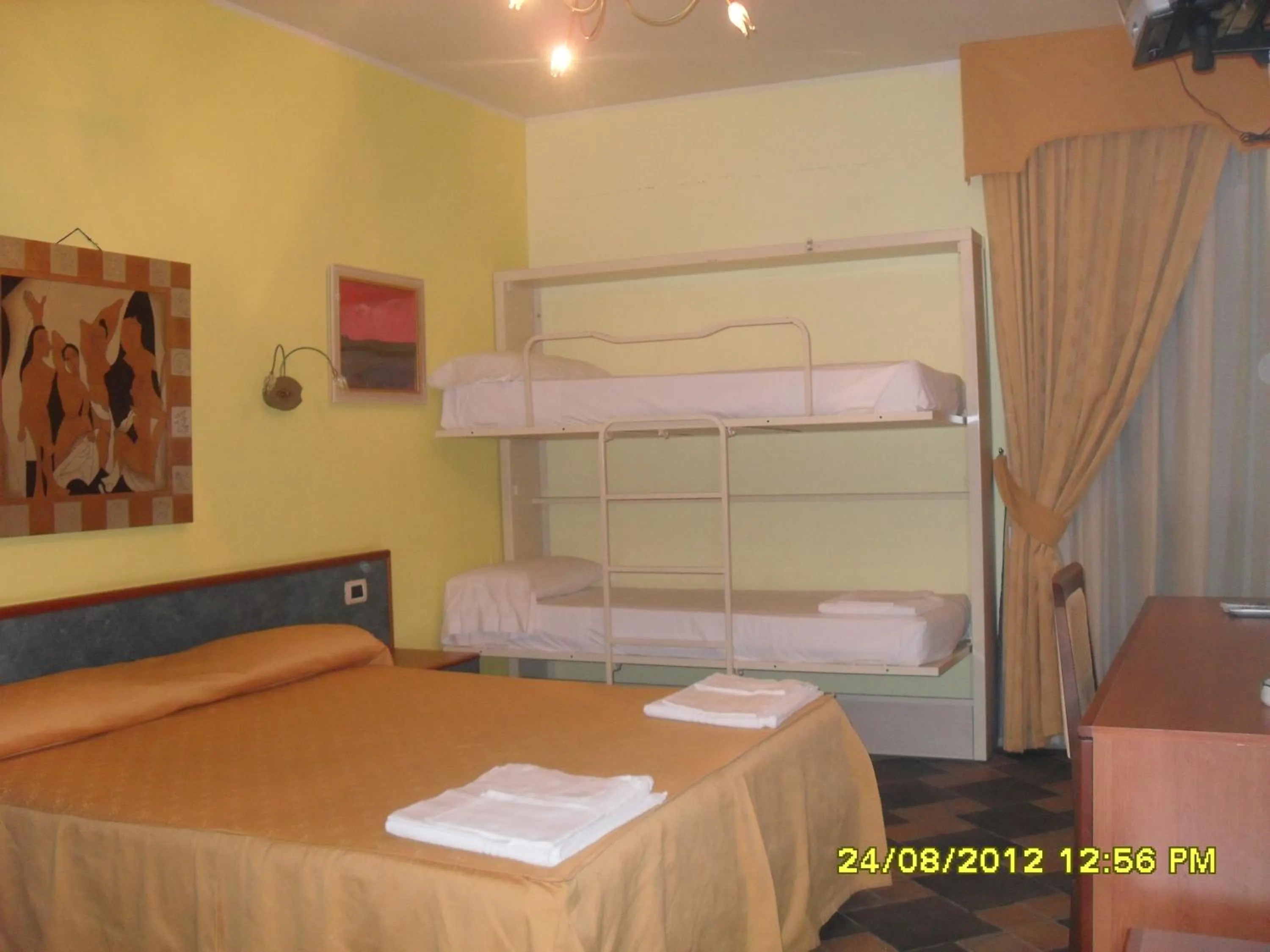 Bed in Hotel Blumentag