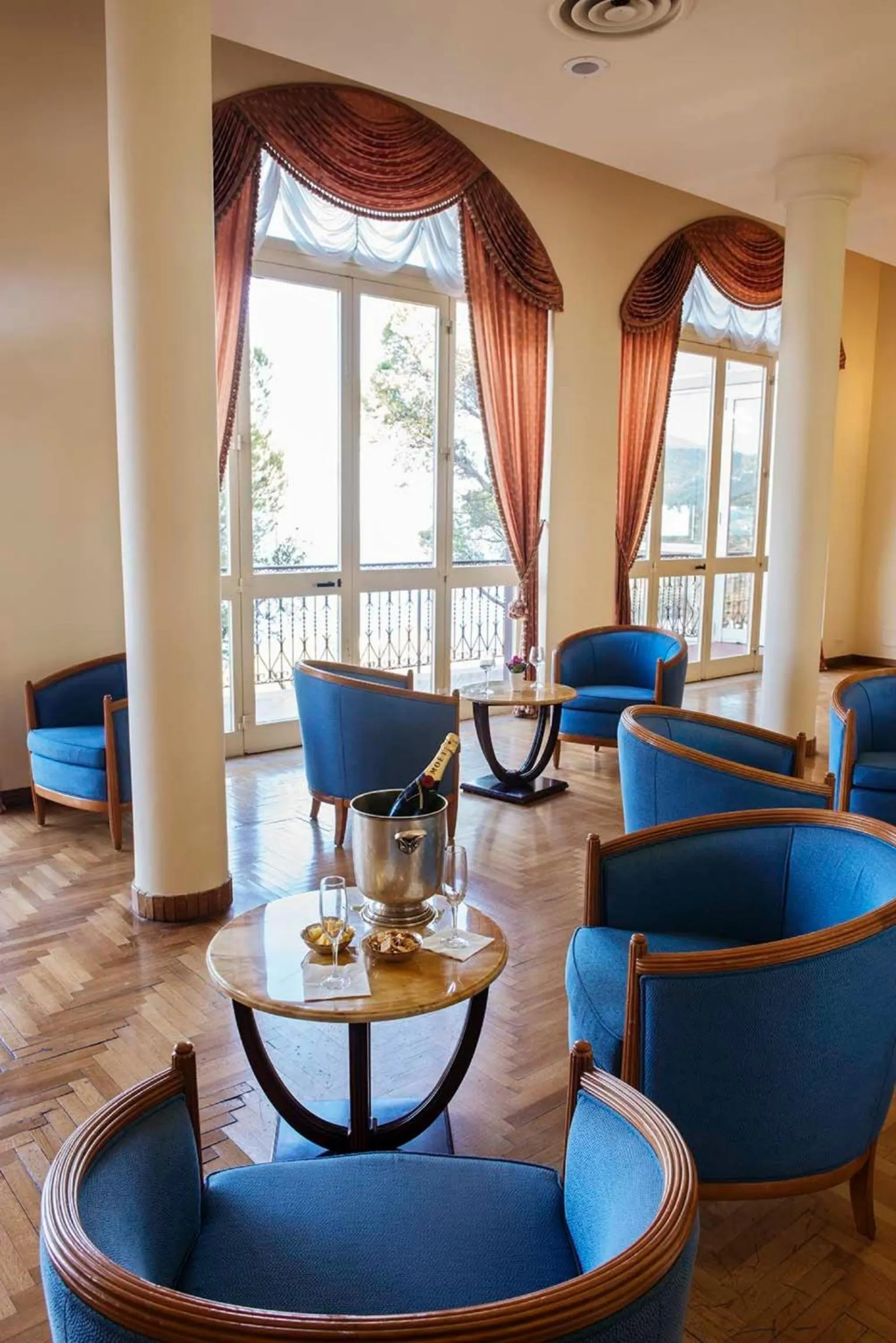 Lounge or bar in Grand Hotel Miramare