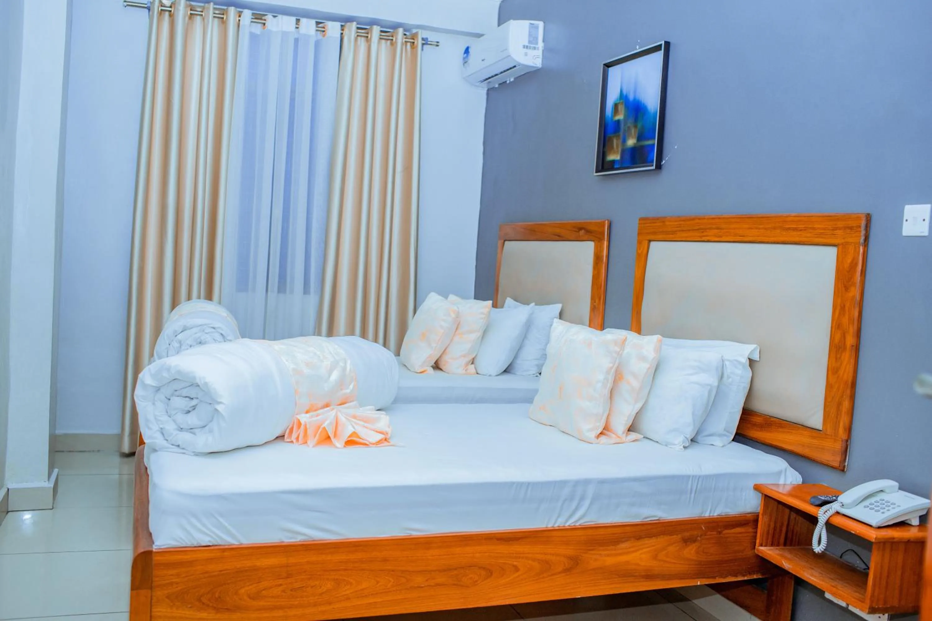 Photo of the whole room in LE GRAND MARIE HOTEL