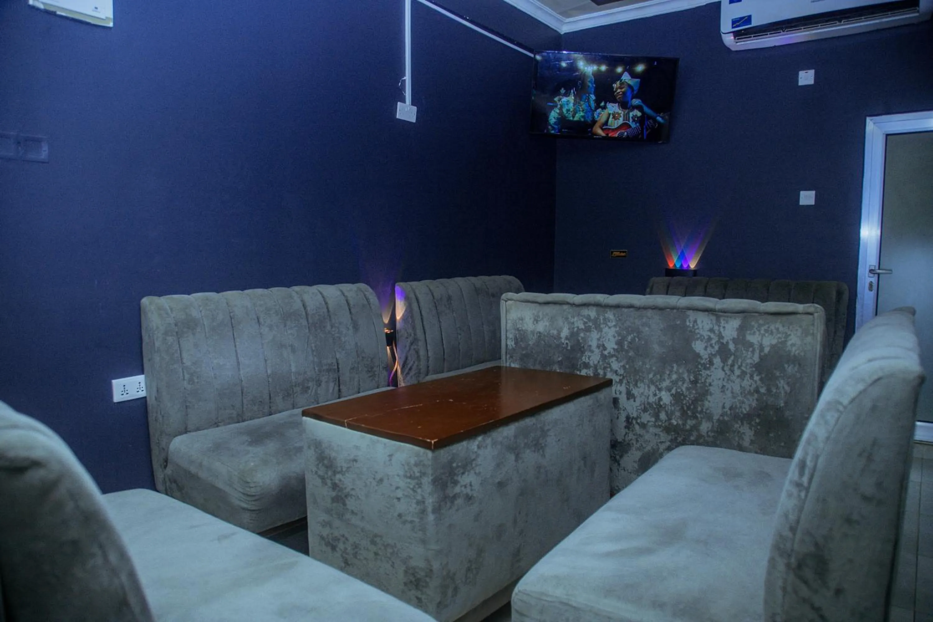 Lounge or bar in LE GRAND MARIE HOTEL
