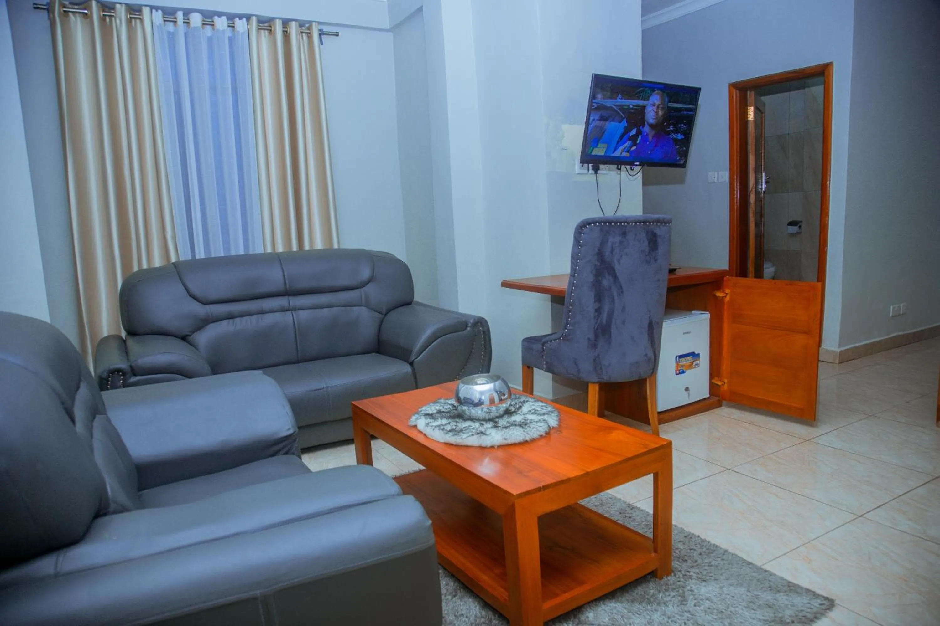 TV and multimedia in LE GRAND MARIE HOTEL