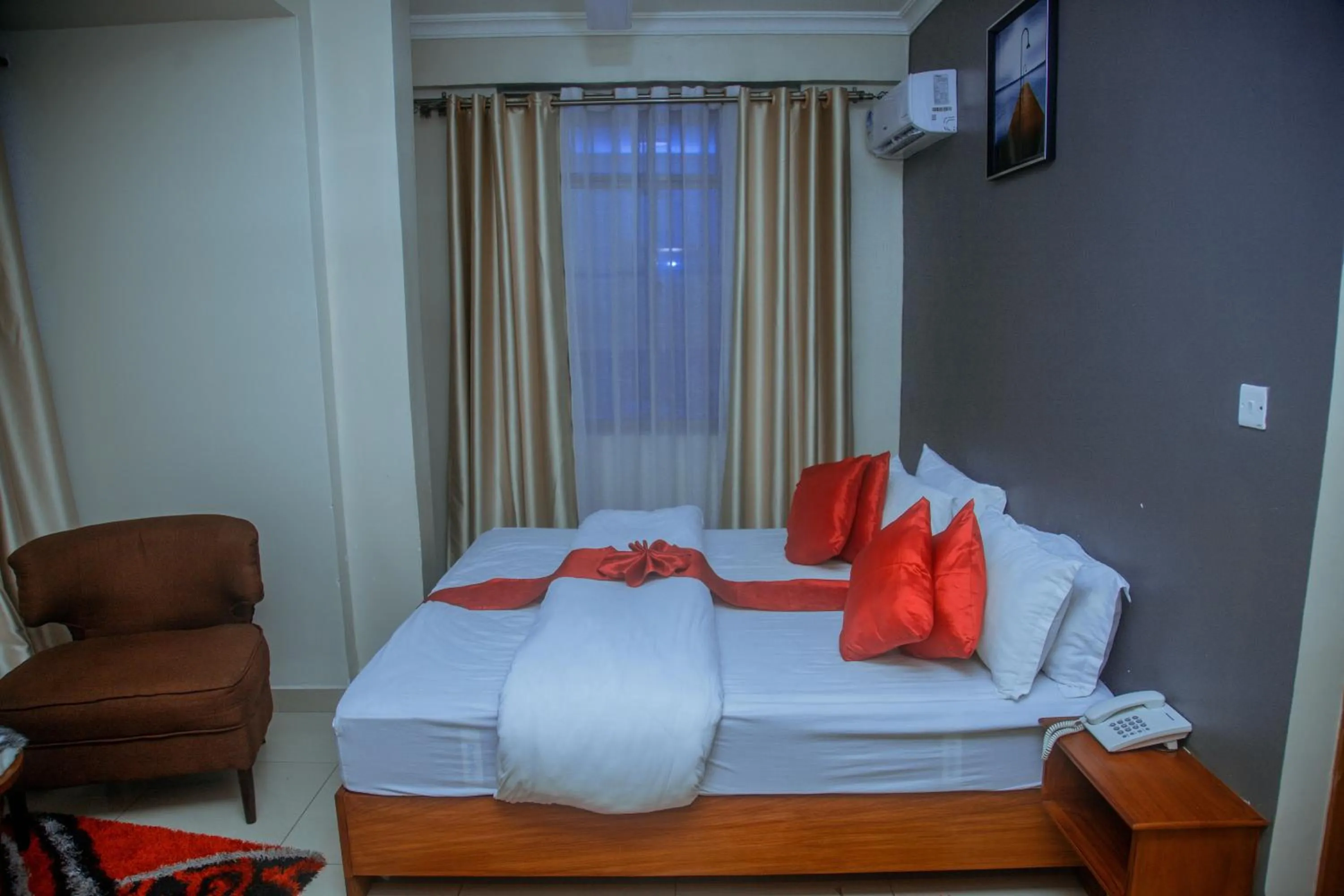 TV and multimedia in LE GRAND MARIE HOTEL