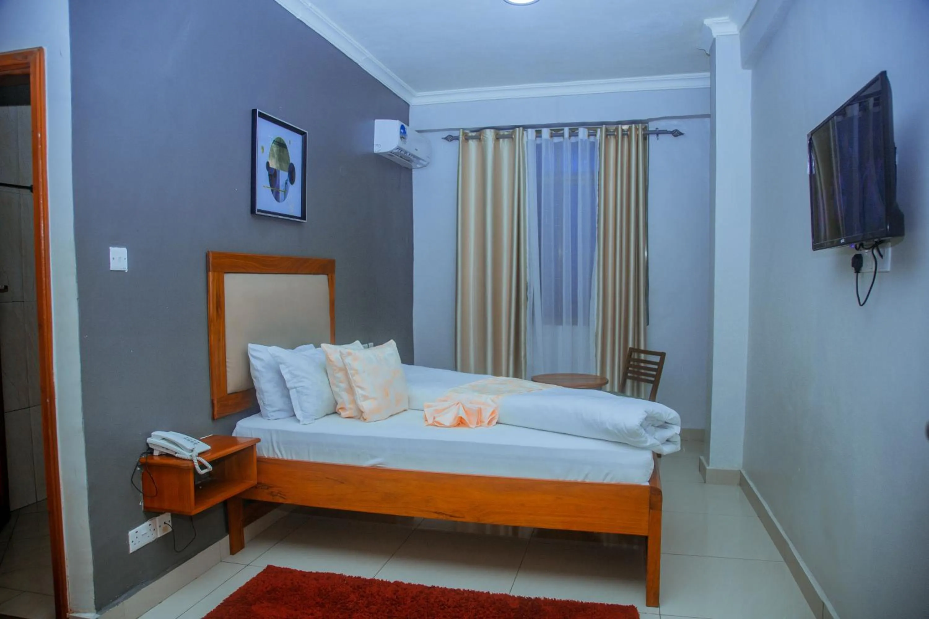 Bed in LE GRAND MARIE HOTEL