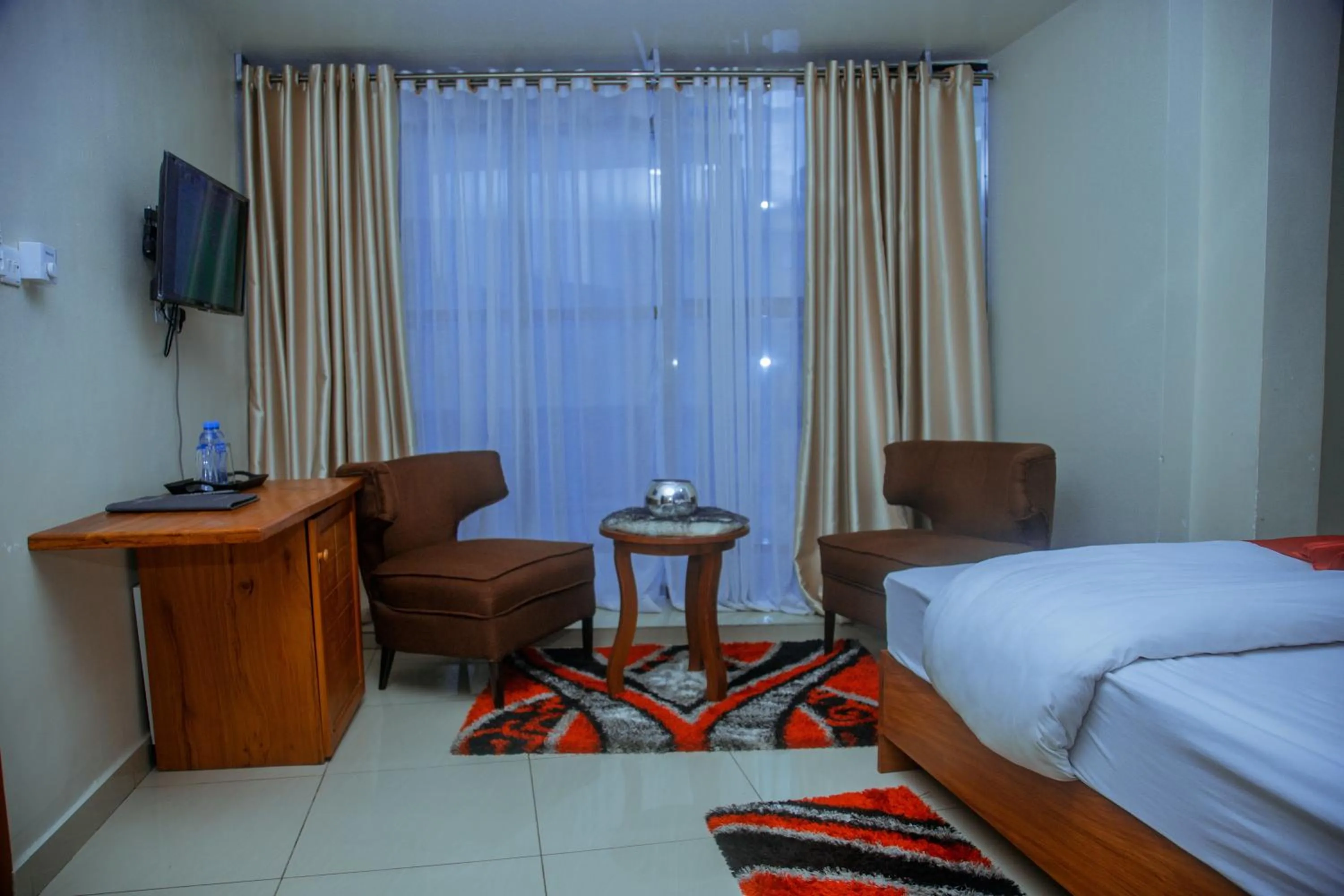 TV and multimedia in LE GRAND MARIE HOTEL