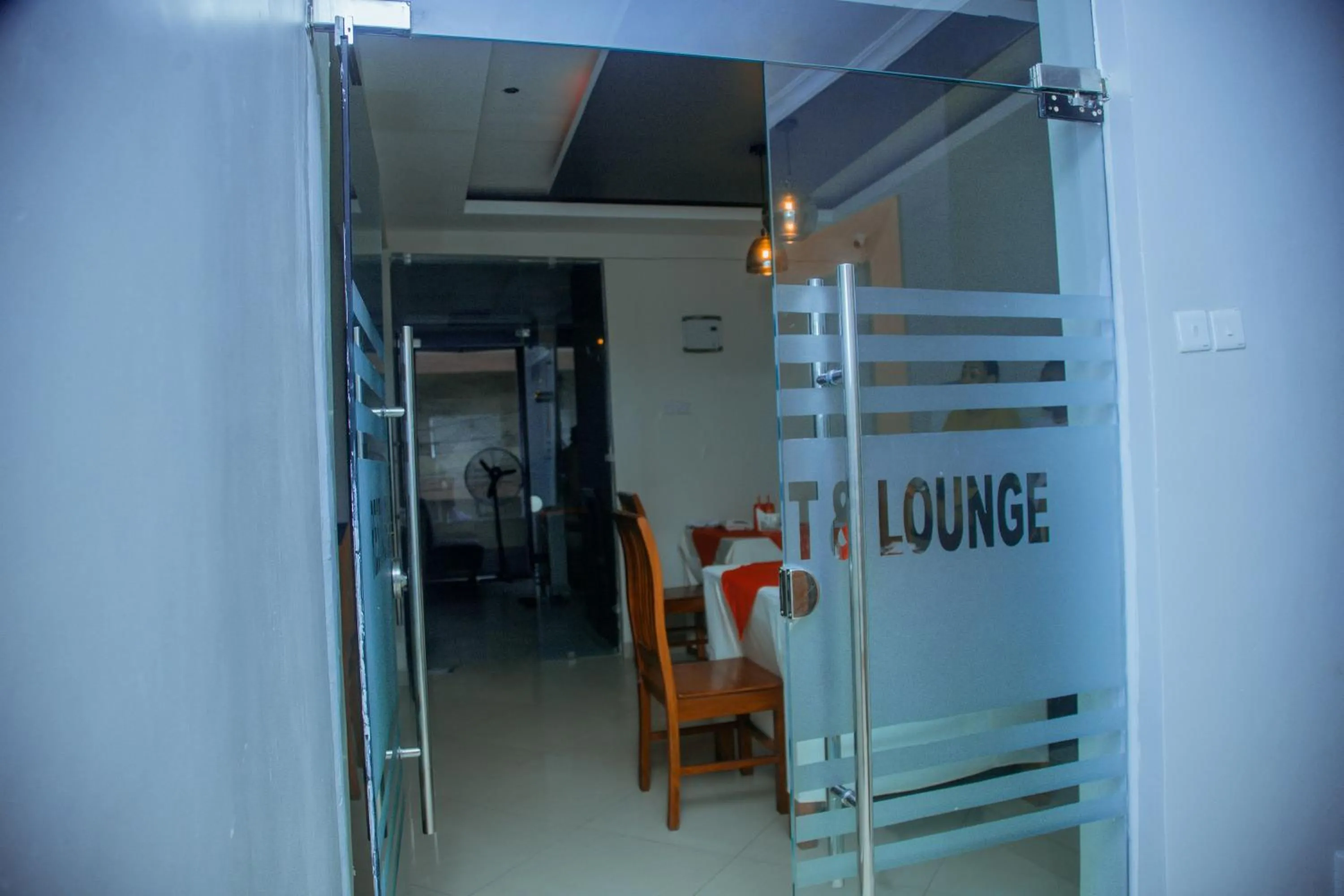 Restaurant/places to eat in LE GRAND MARIE HOTEL