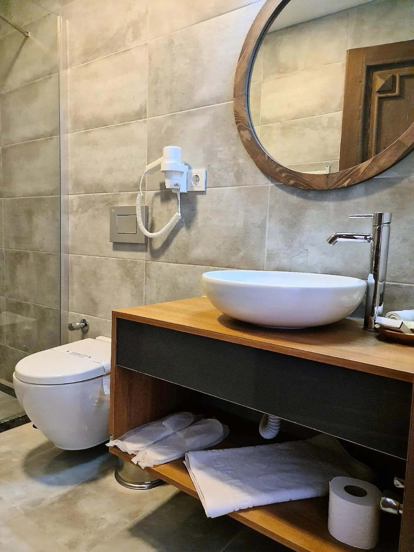 Bathroom in in Ephesus Hotel and Art Galery