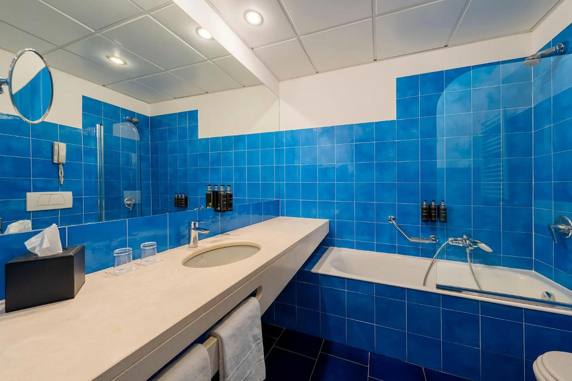 Bathroom in Eurostars Monte Tauro