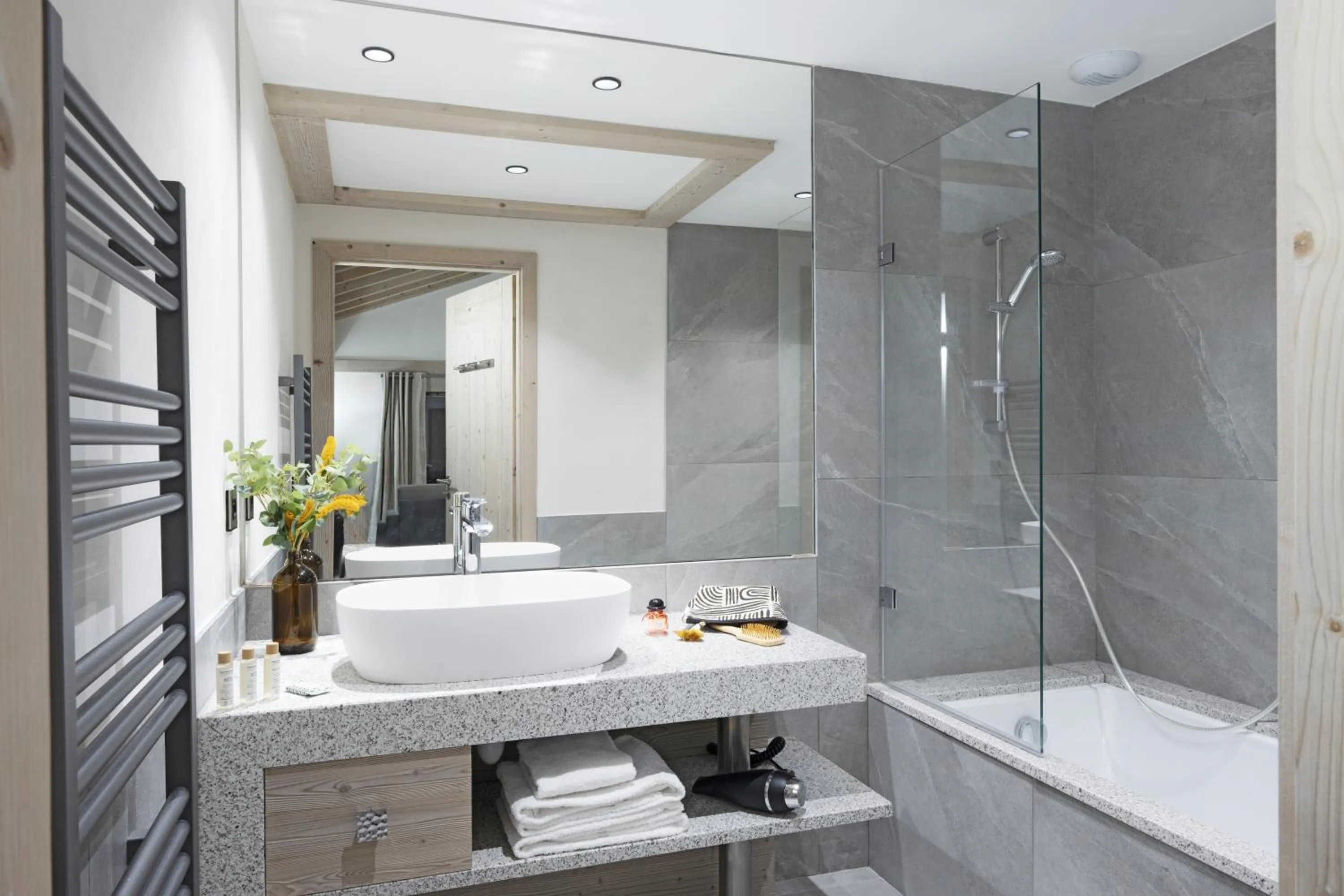 Bathroom in MGM Hôtels & Résidences - Résidence Chalets de Joy