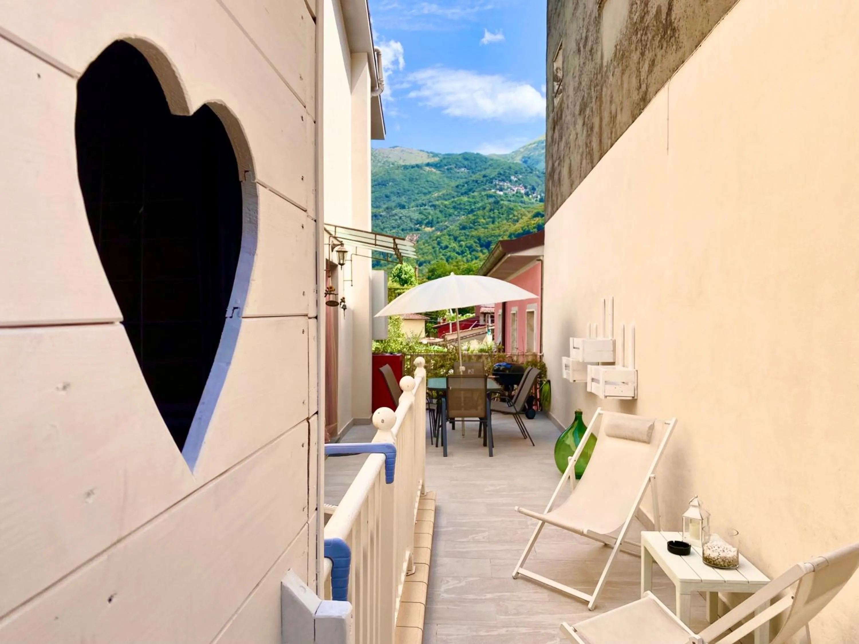 Casa La Wanda - Camaiore Toscana - 2 Br & Terrace