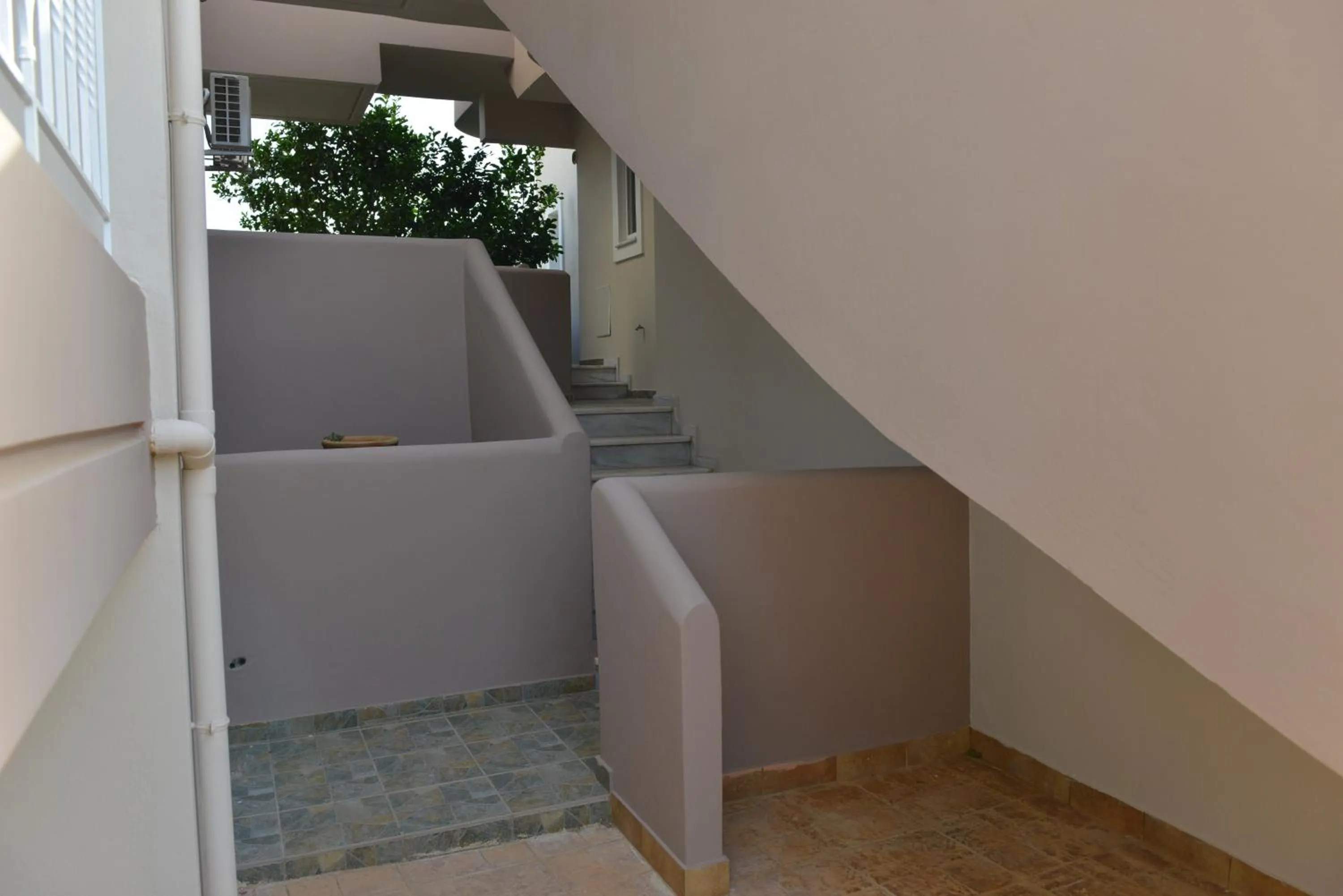 Property building in Korali