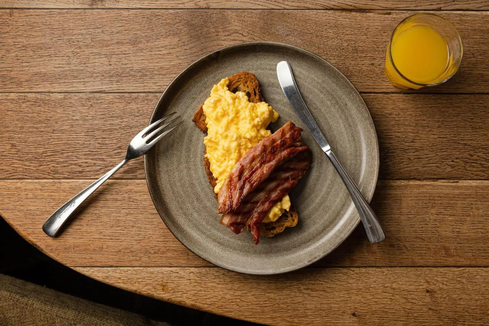 Breakfast in The Ebrington Arms