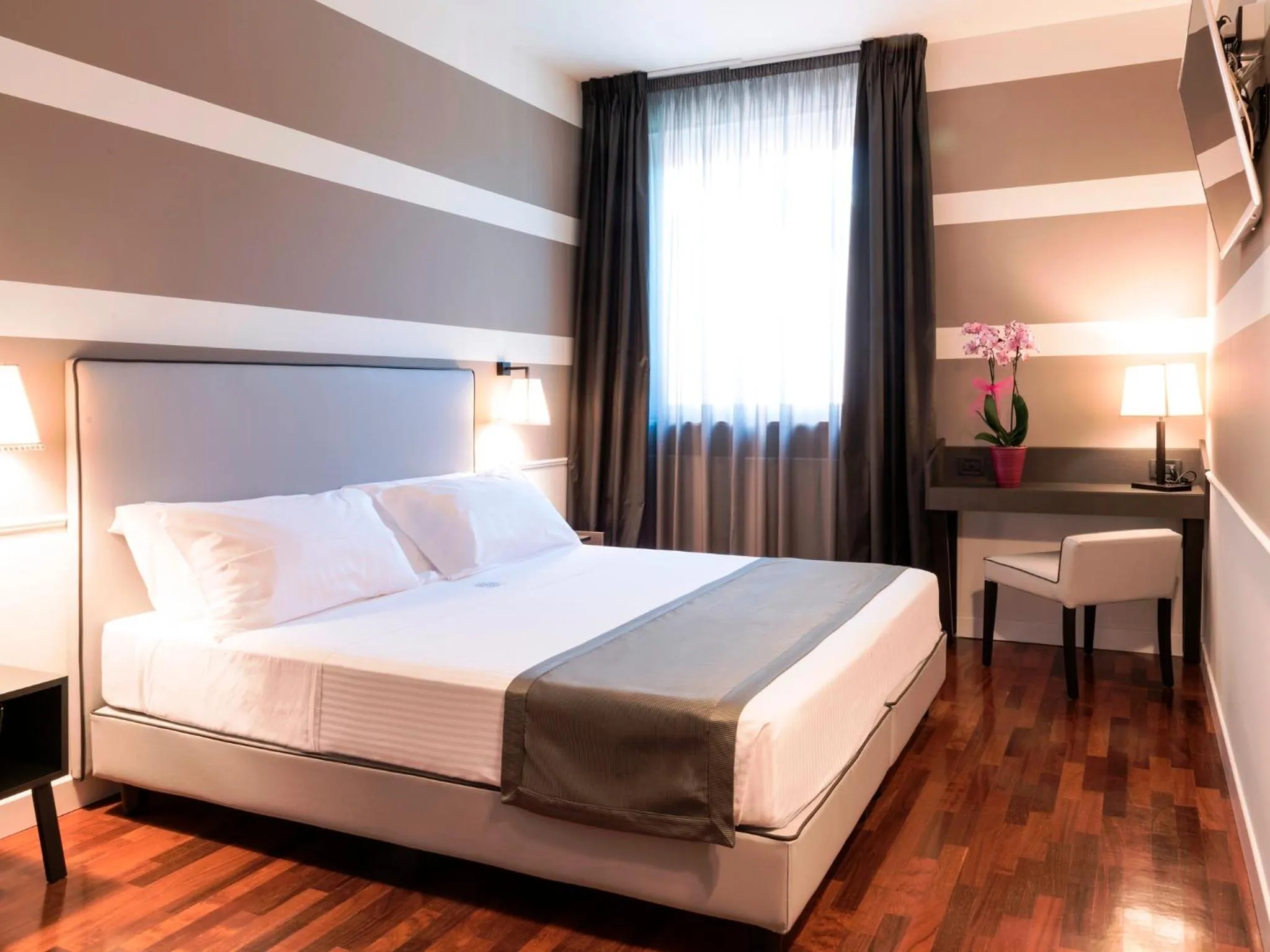 Photo of the whole room, Bed in Hotel Torresi