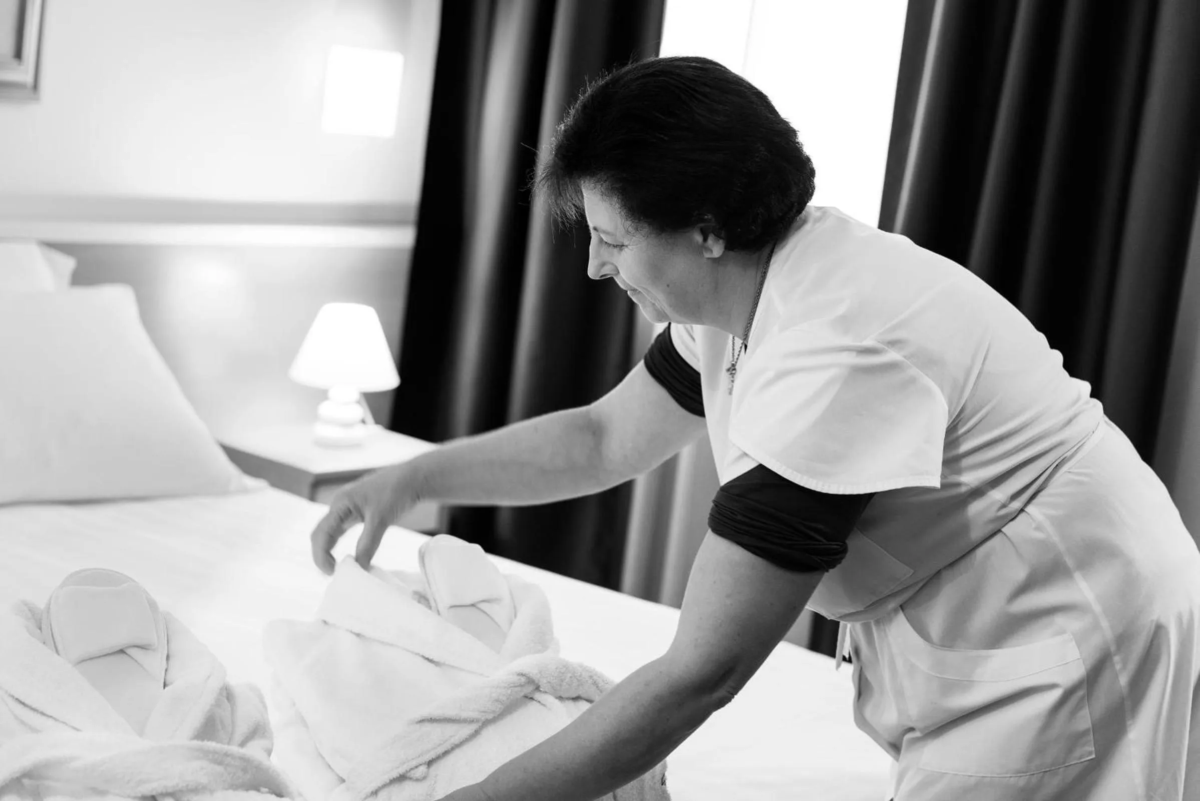 Staff, Bed in Hotel Torresi