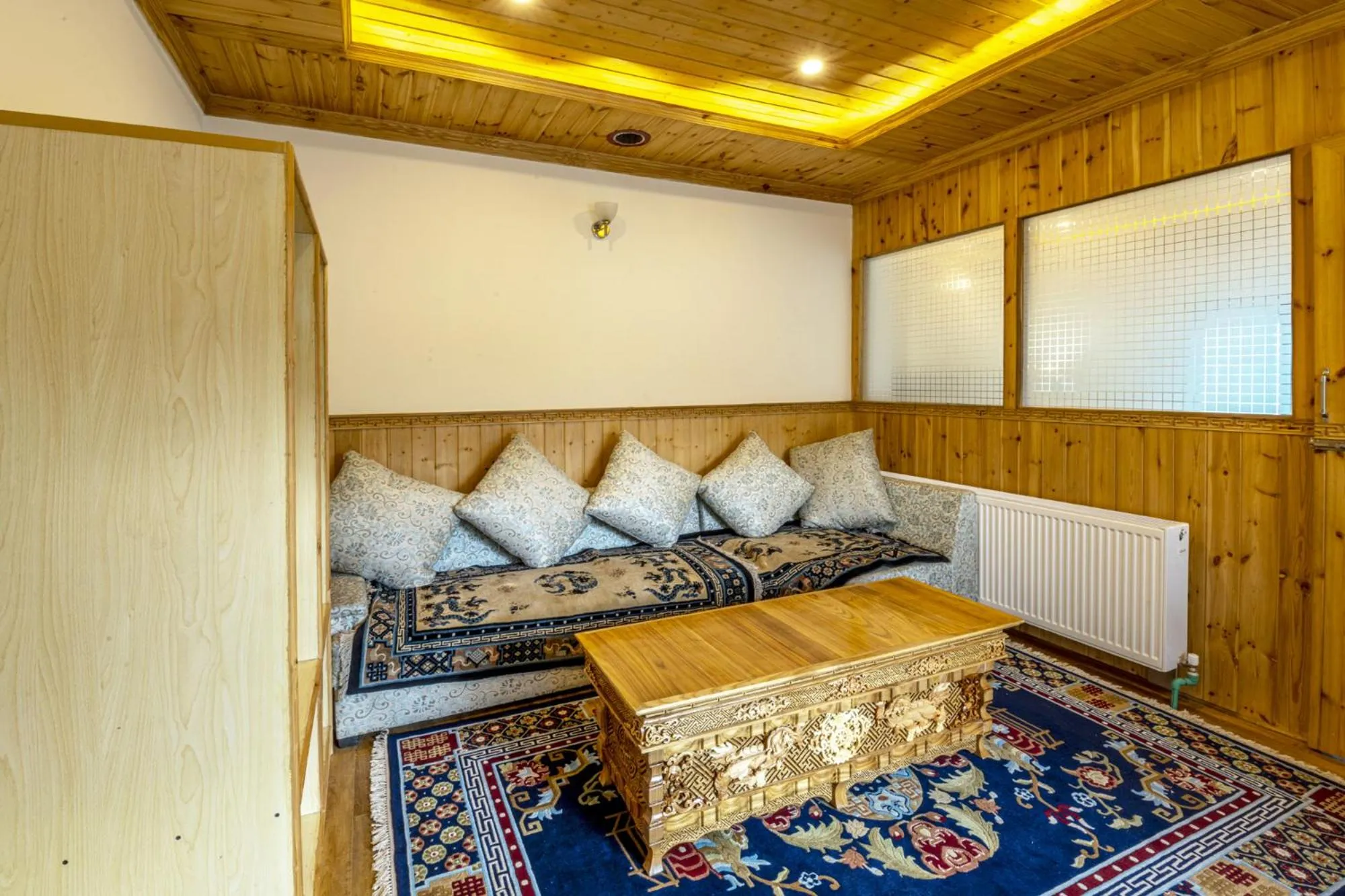 Seating area in HOTEL CHANTSA