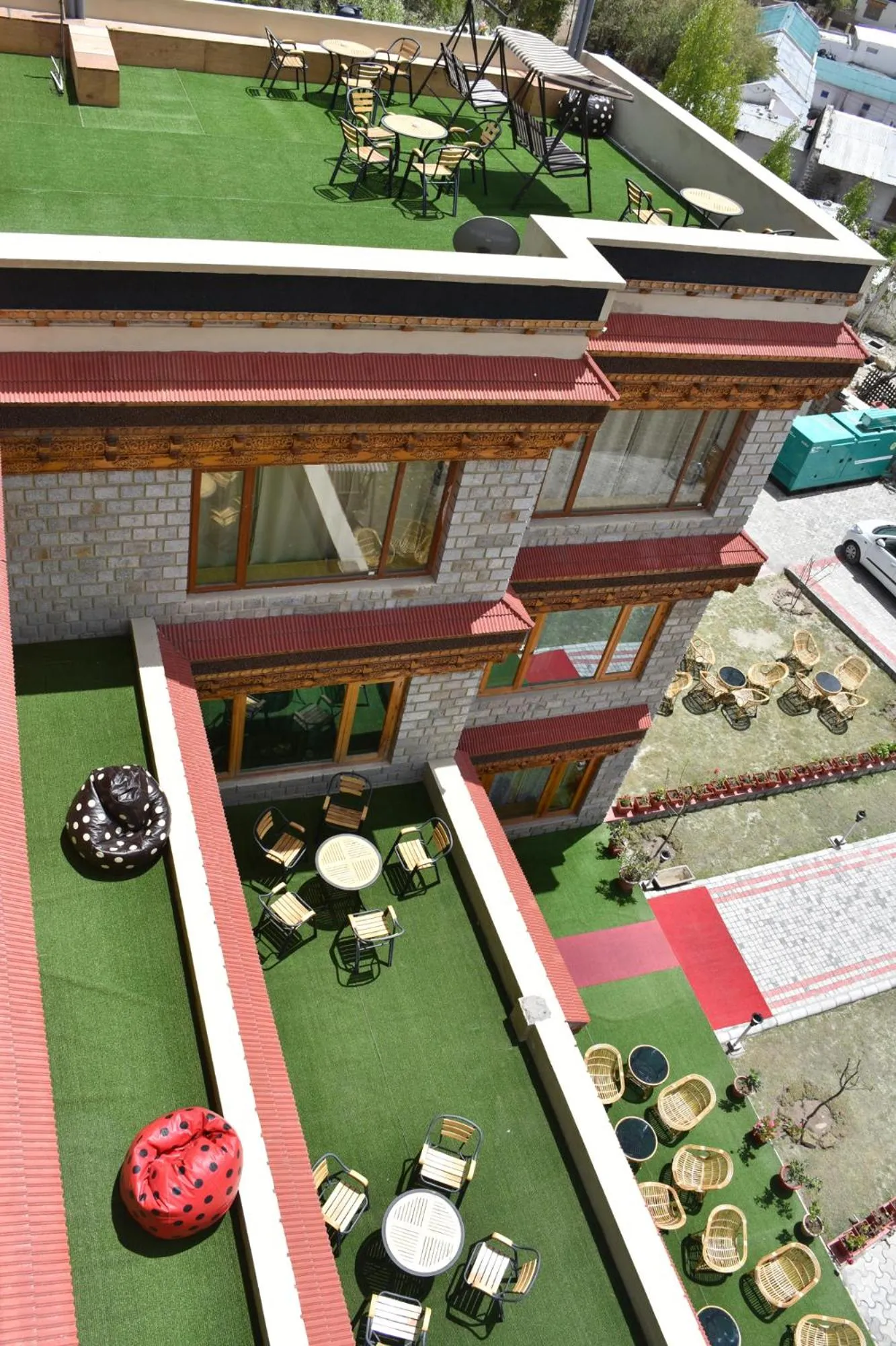 Balcony/Terrace in HOTEL CHANTSA