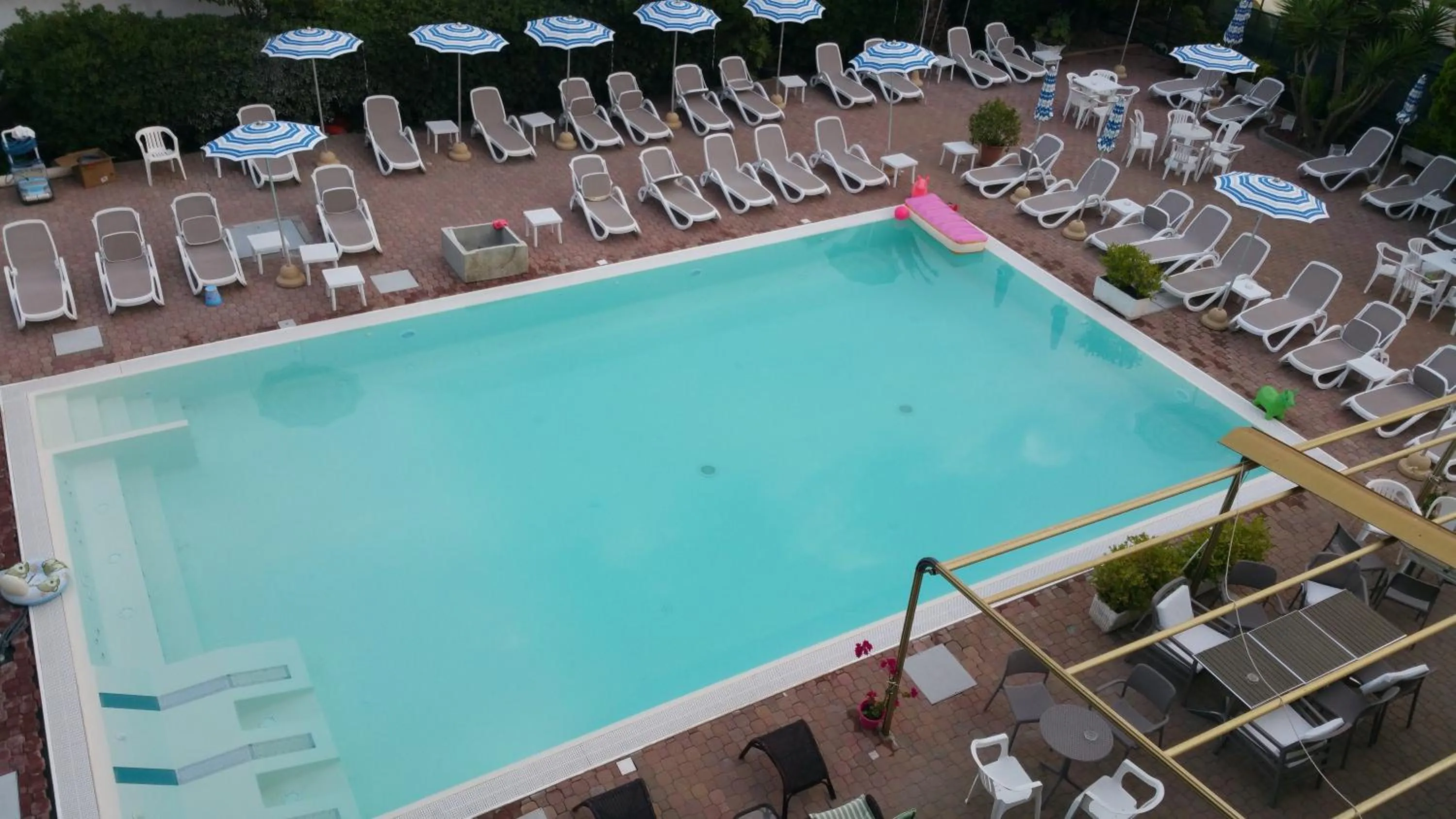 Swimming pool in Hotel Delle Mimose