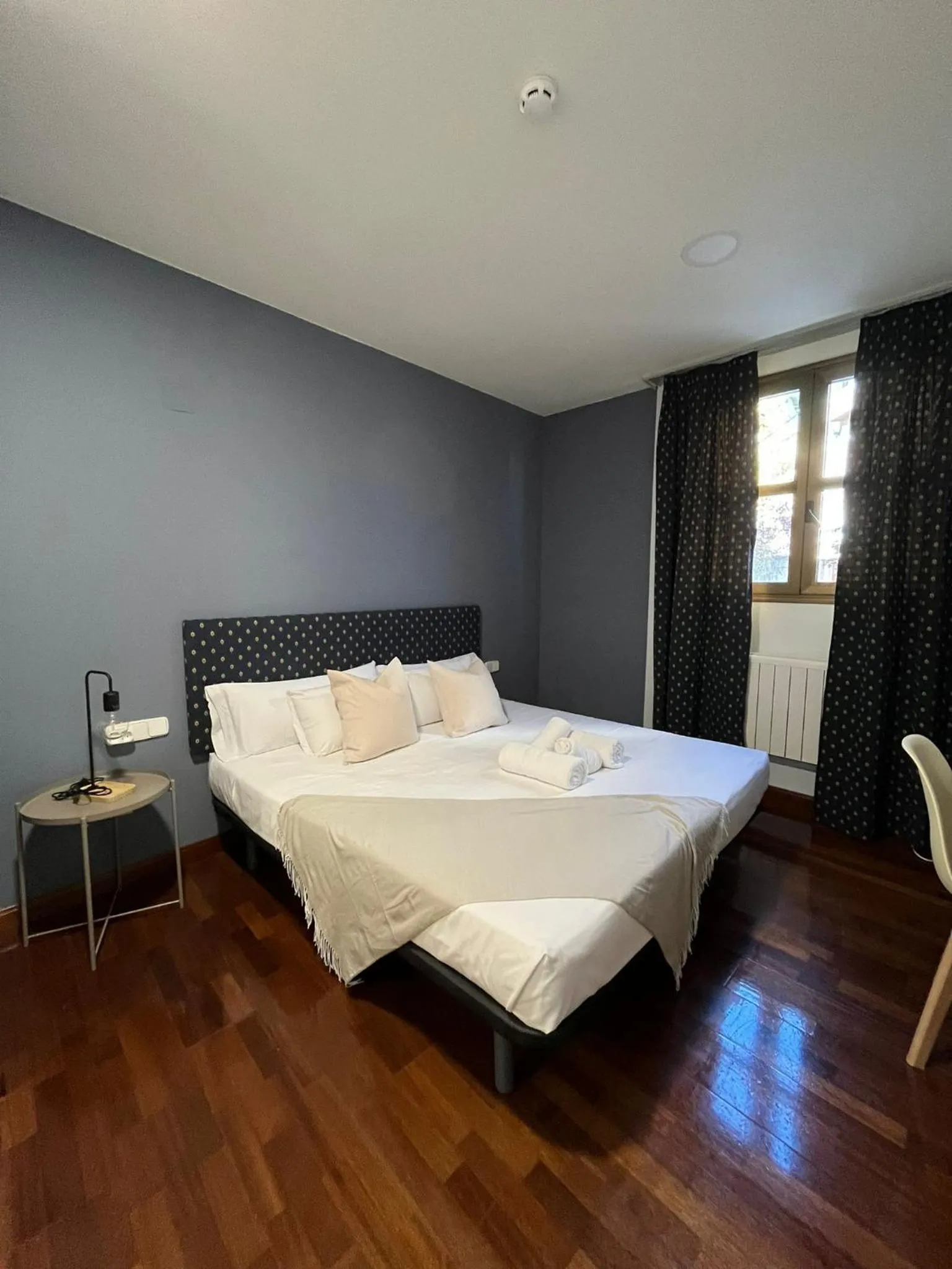 Bed in VTZ The Orus Factory Hotel - Parking Muy Económico