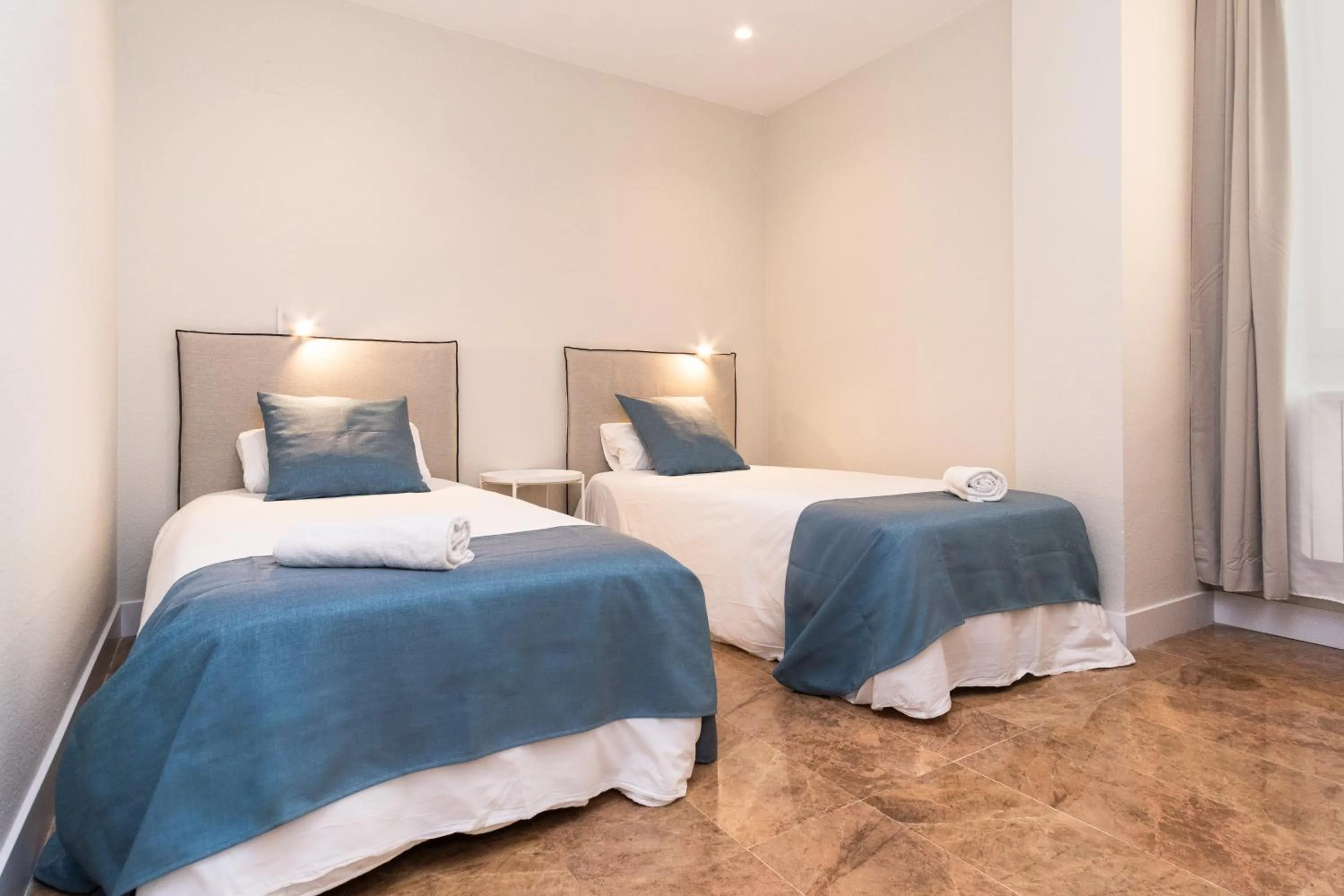 Bed in VTZ The Orus Factory Hotel - Parking Muy Económico