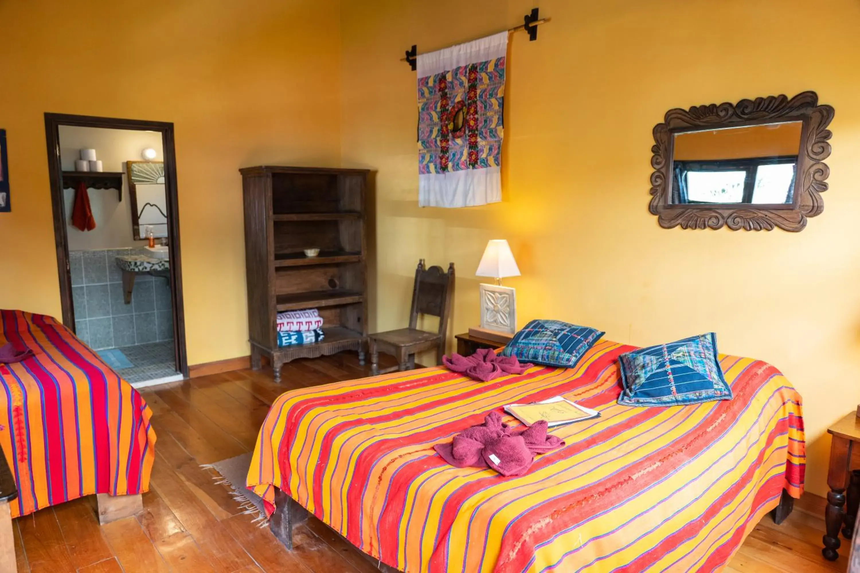 Comfort Triple Room with Shower in La Iguana Perdida Comfort Triple Room with Shower in La Iguana Perdida
