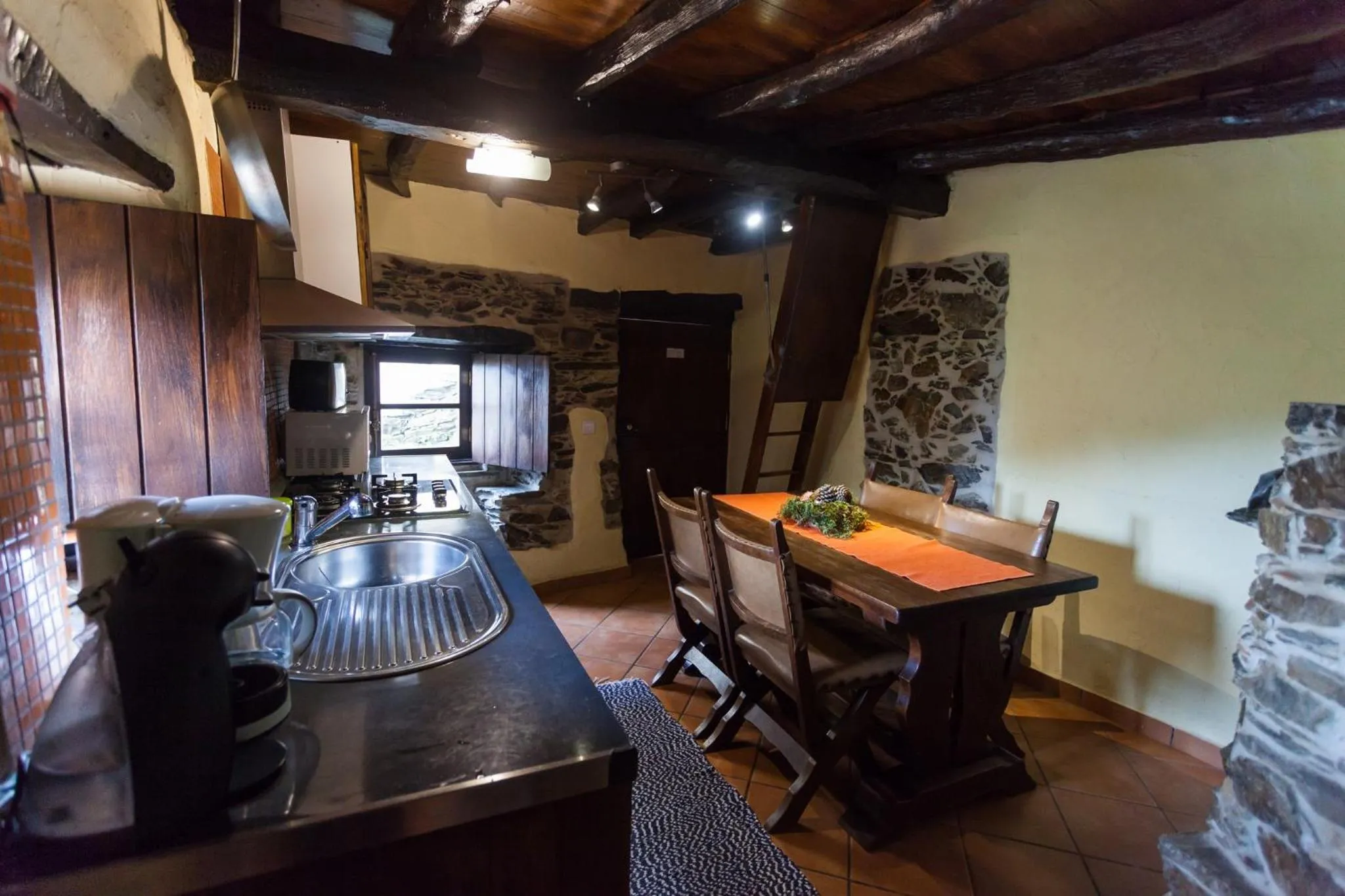 Kitchen or kitchenette in Talasnal Montanhas de Amor
