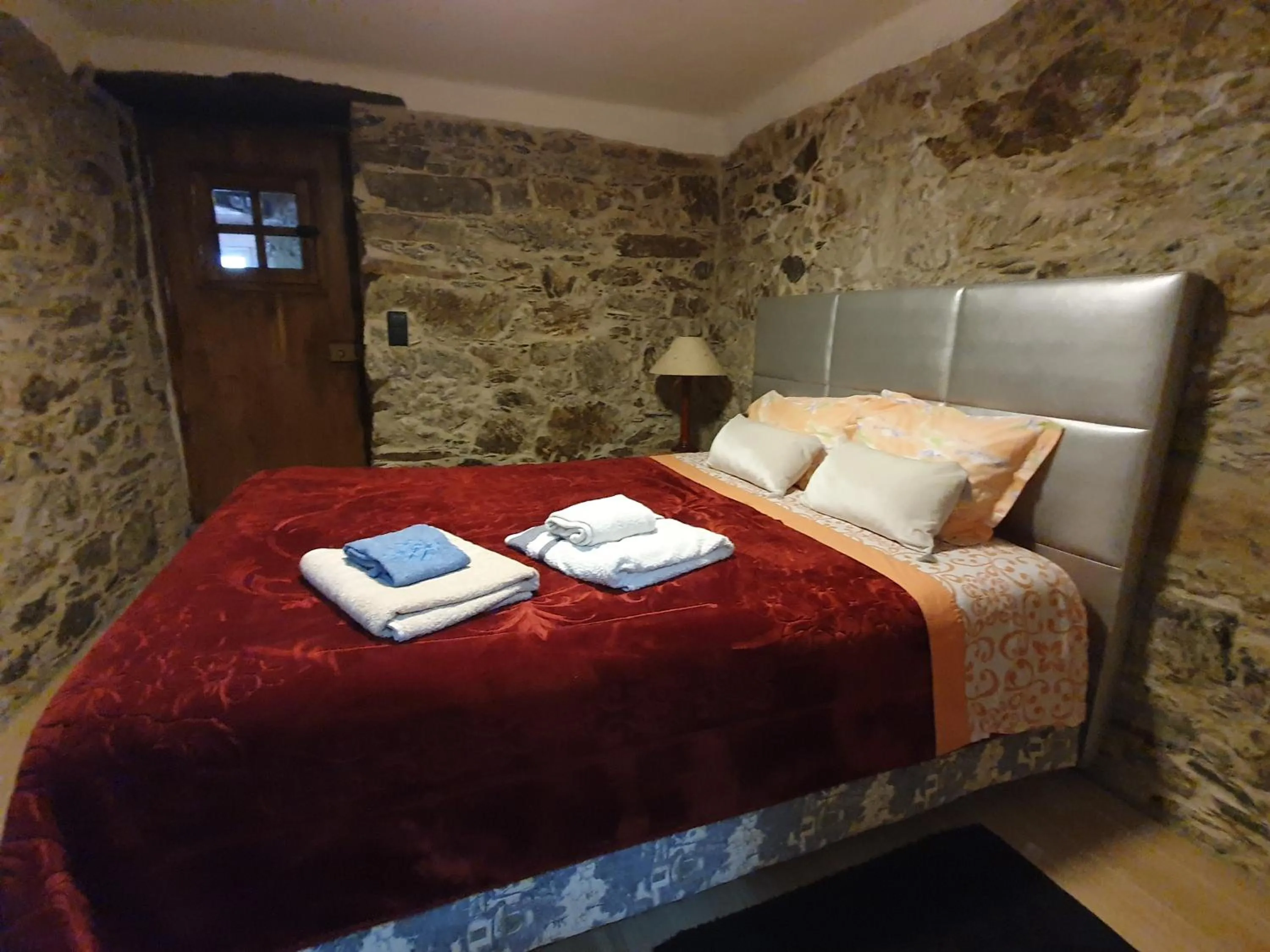 Bed in Talasnal Montanhas de Amor