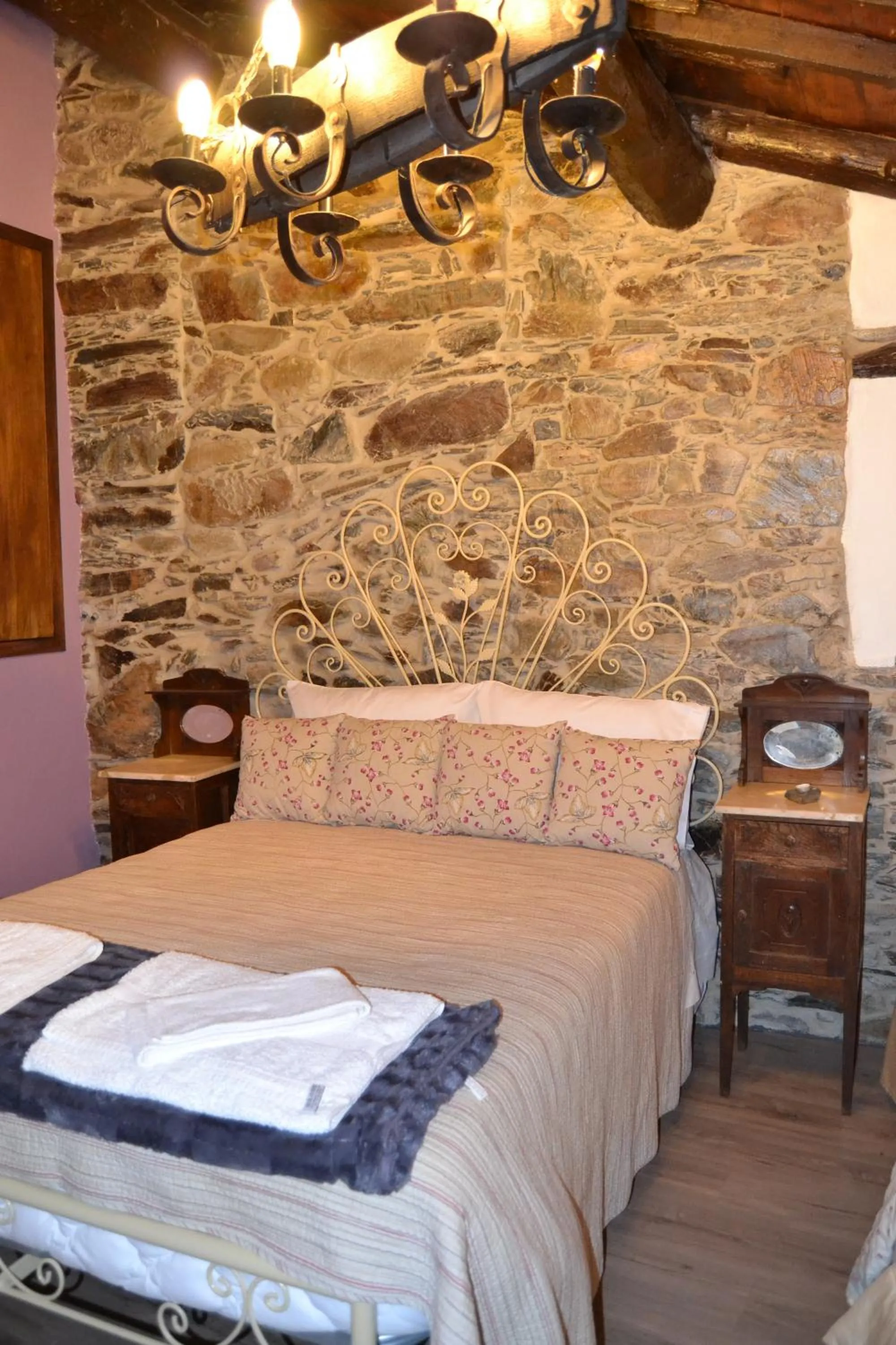 Bedroom, Bed in Talasnal Montanhas de Amor