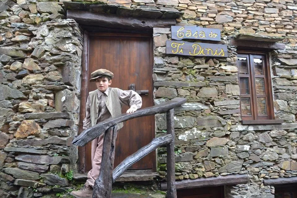 Facade/entrance in Talasnal Montanhas de Amor