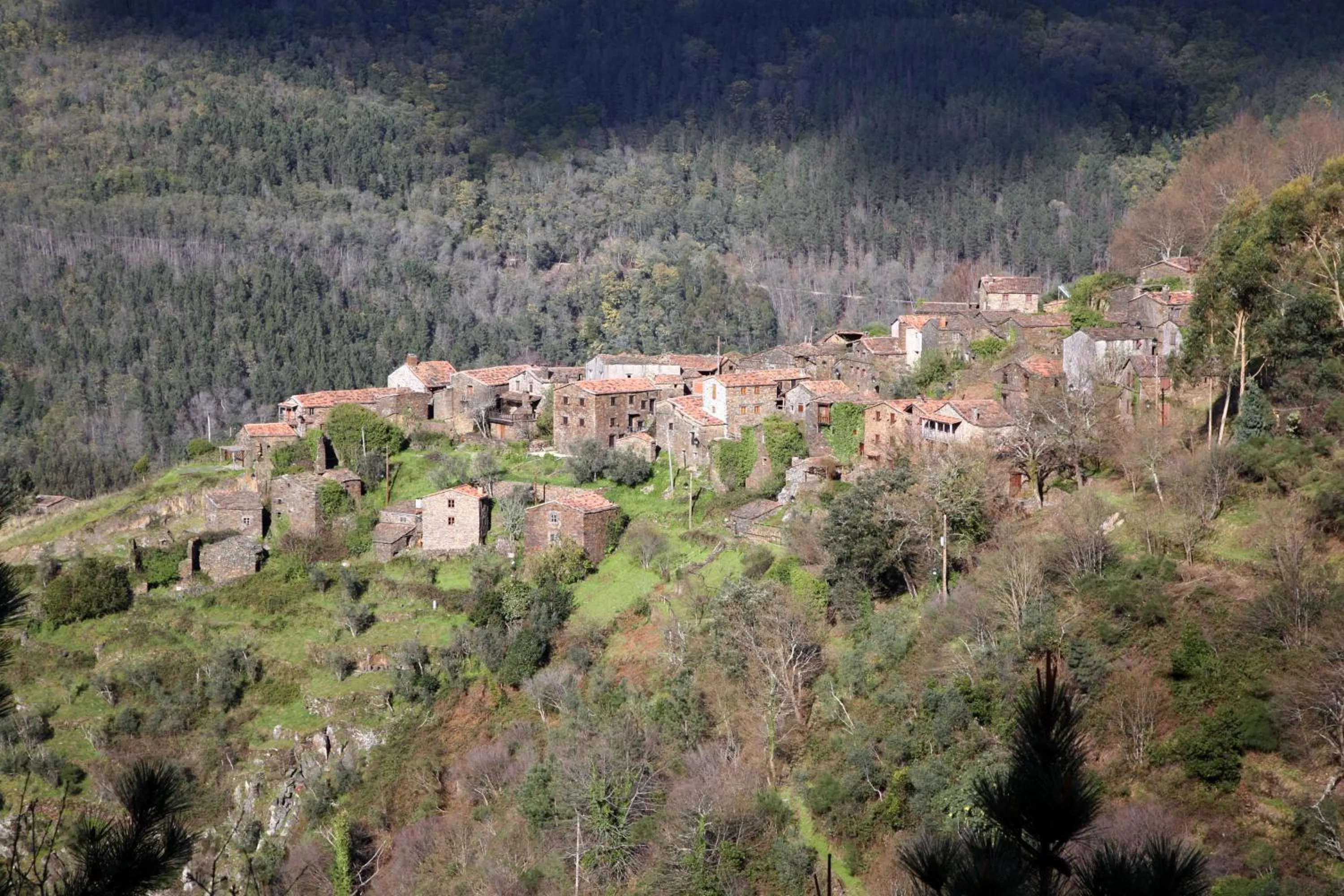 Mountain view in Talasnal Montanhas de Amor