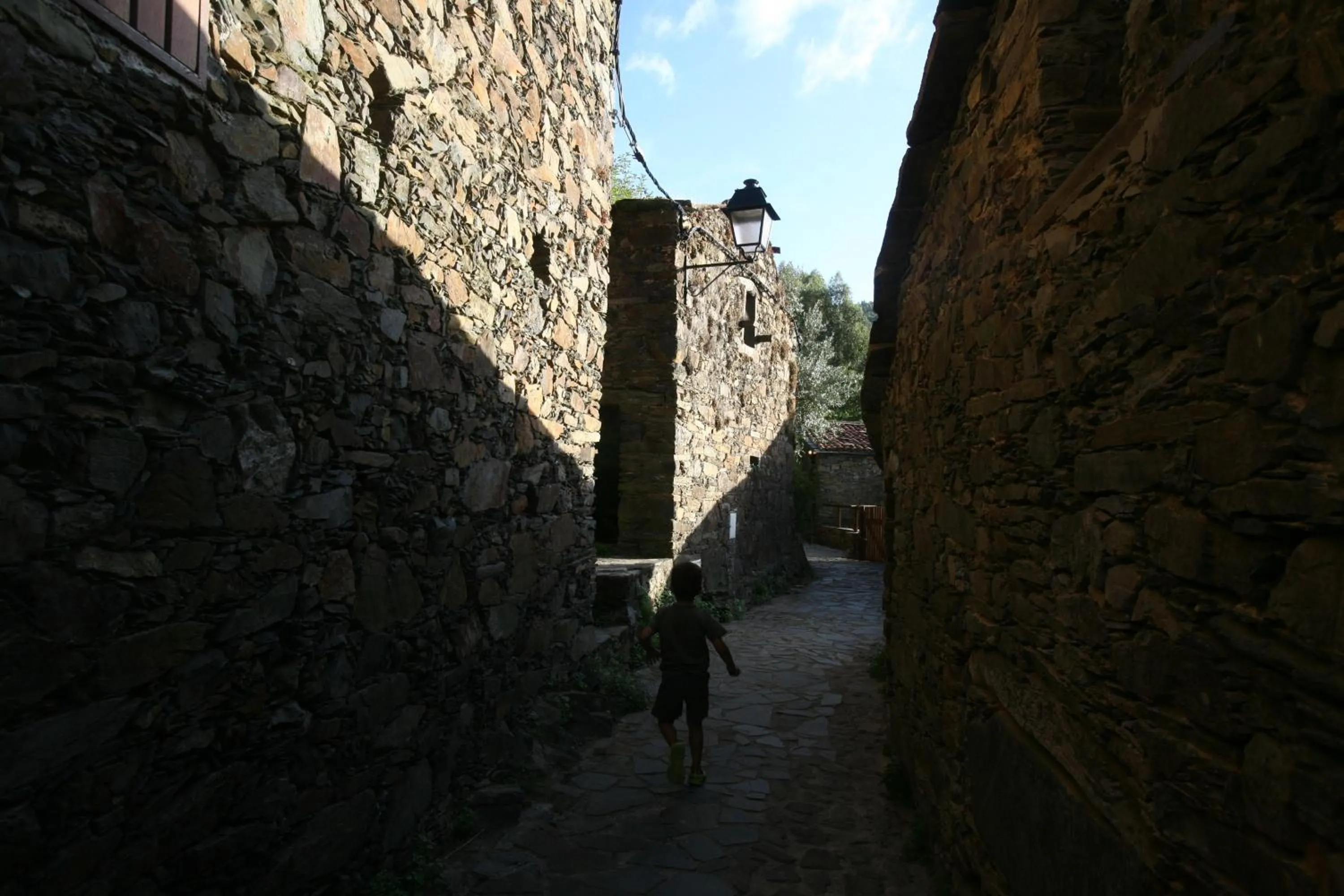 Facade/entrance in Talasnal Montanhas de Amor