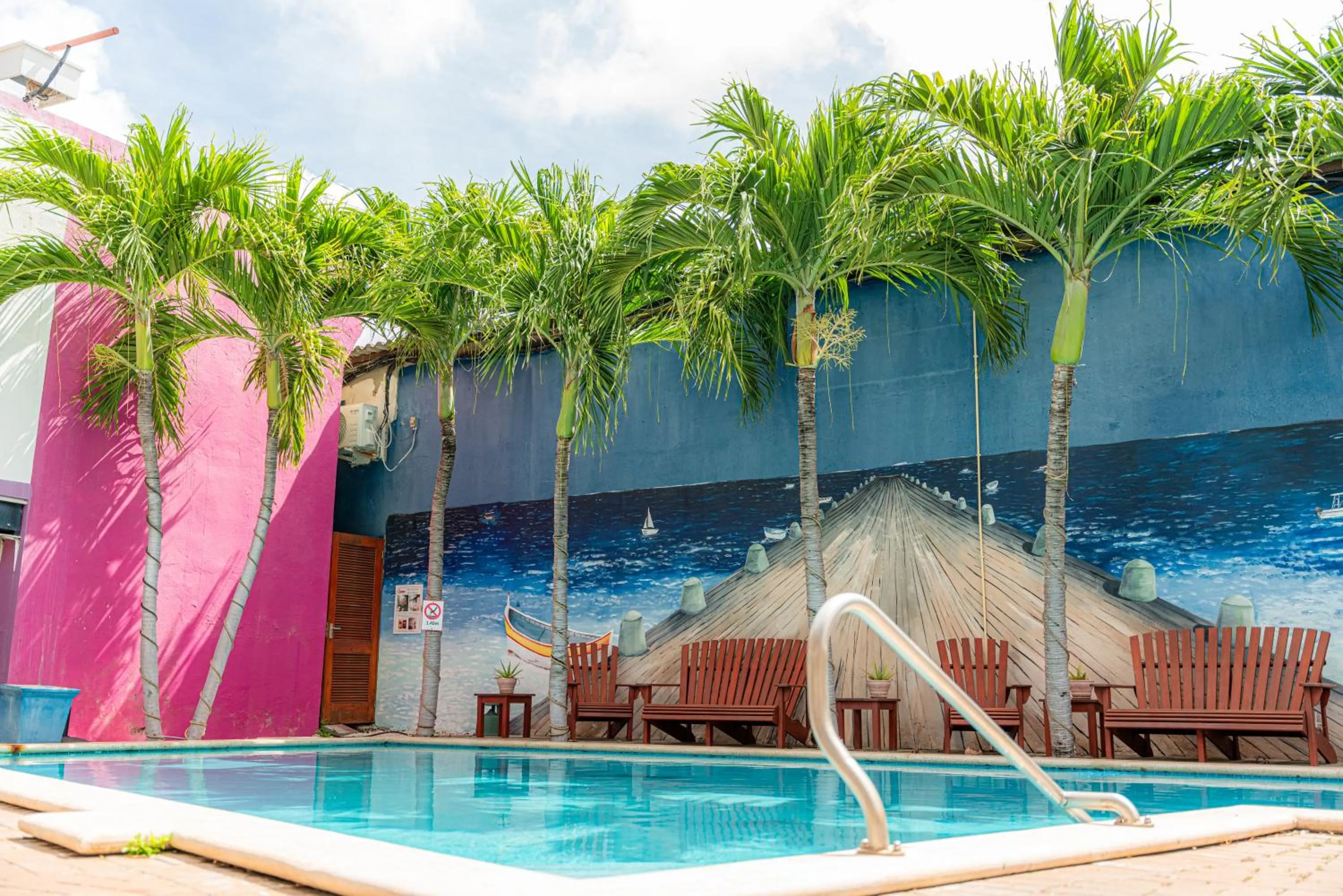 Swimming pool in The Ritz Hostel