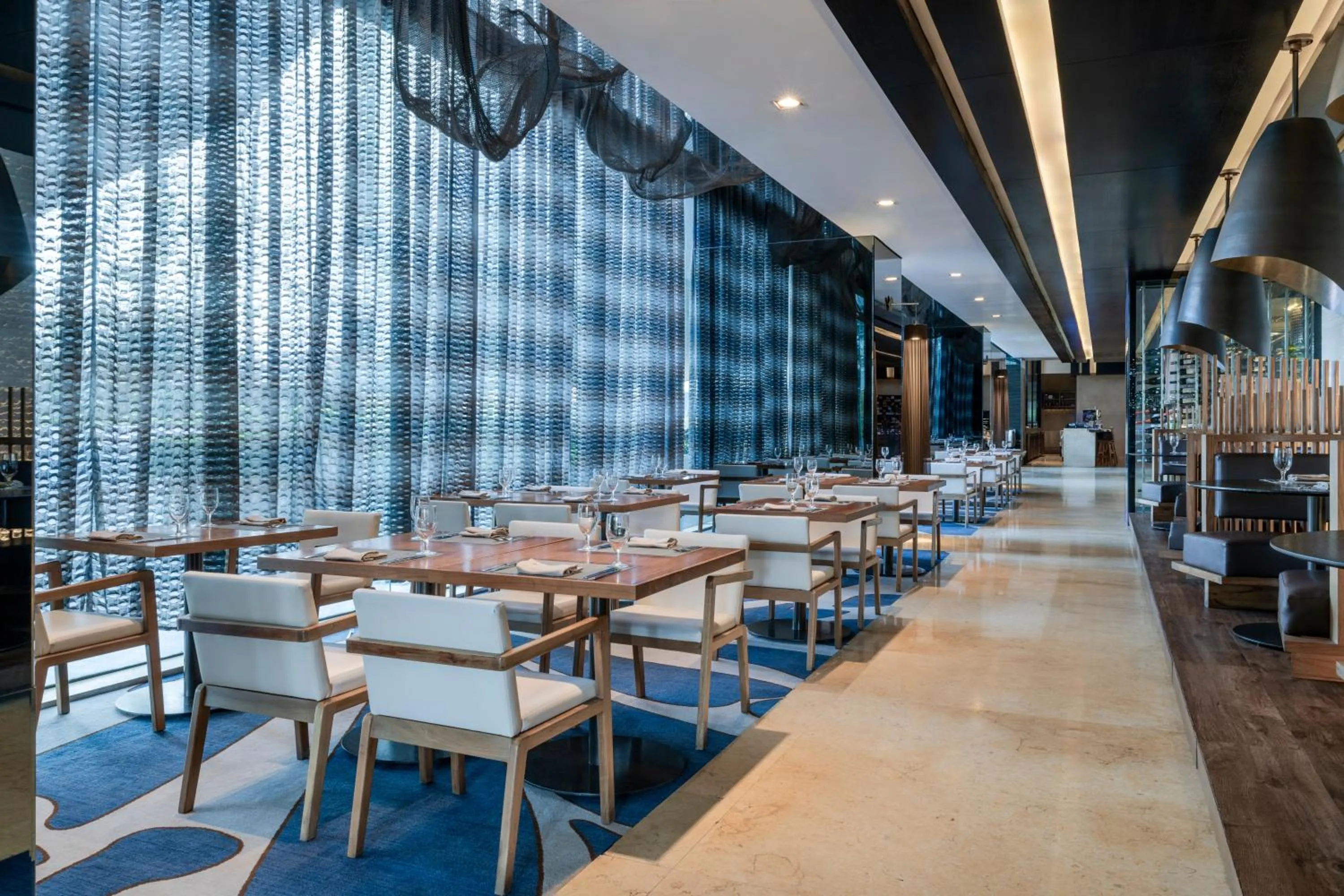 Restaurant/places to eat in Hilton Mexico City Santa Fe