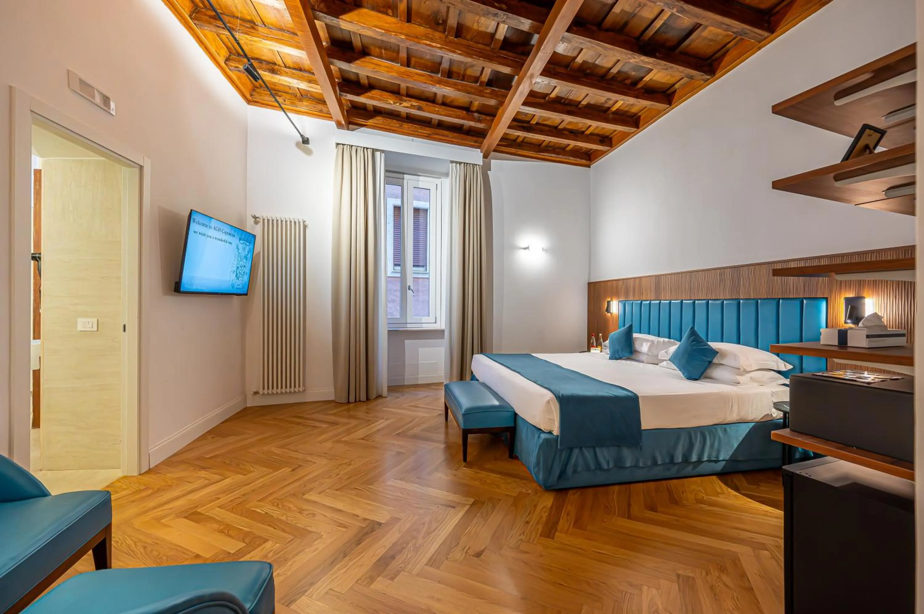 TV and multimedia, Bed in Albergo Abruzzi