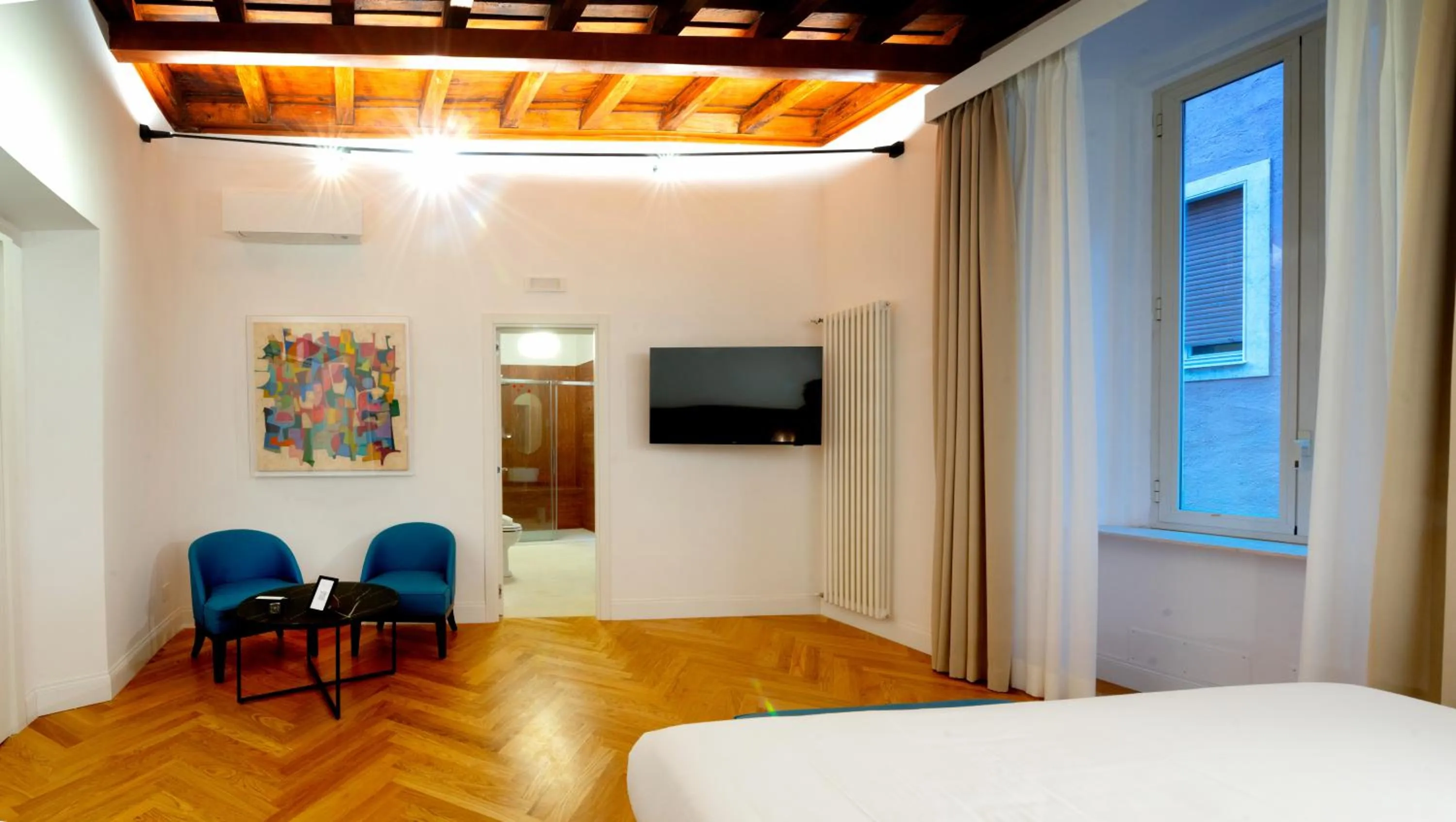 TV and multimedia, Bed in Albergo Abruzzi