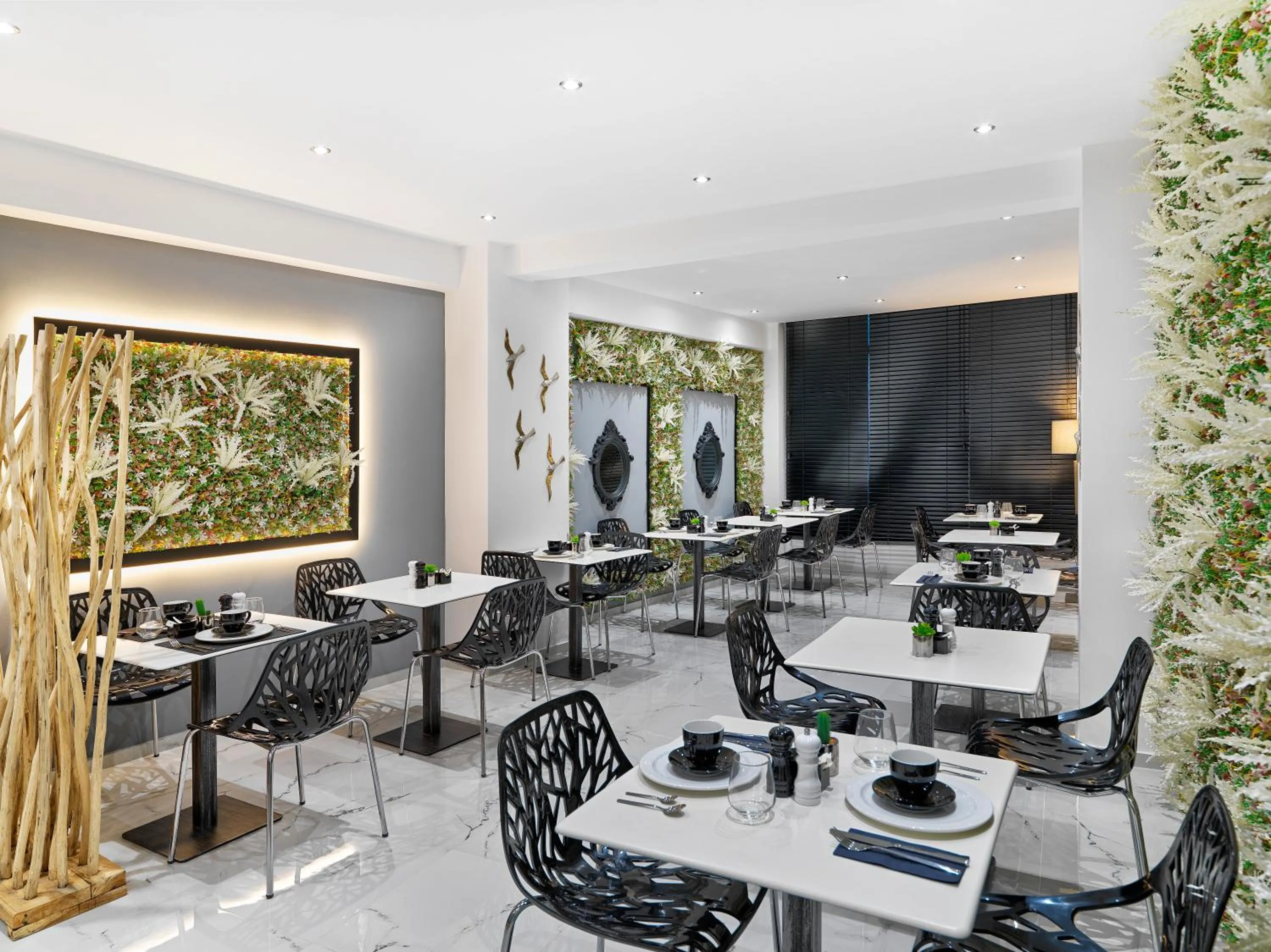 Restaurant/places to eat in Acropolis City Life BH