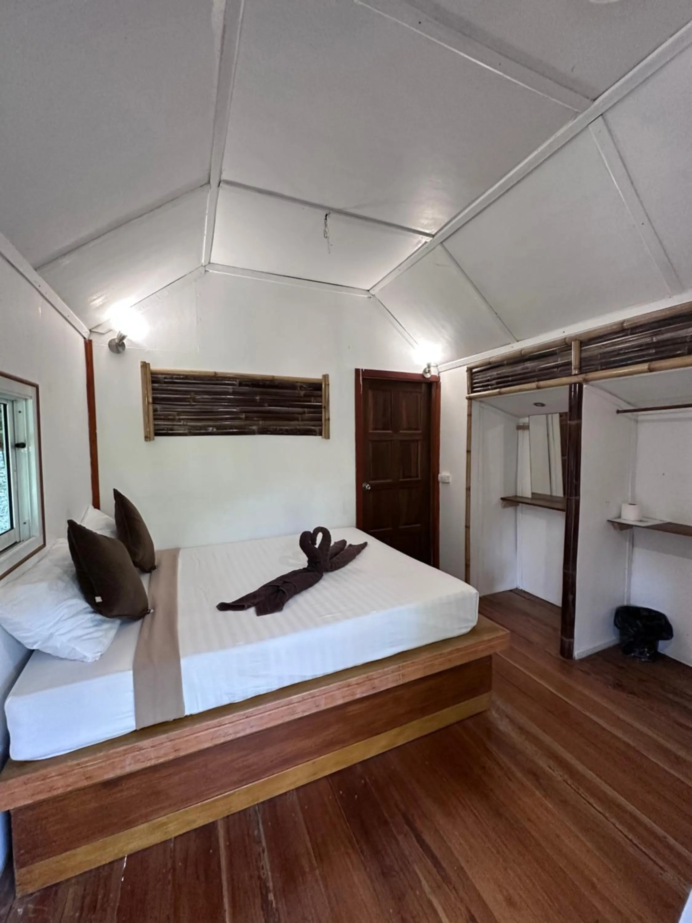 Bed in Koh Mook Mountain view