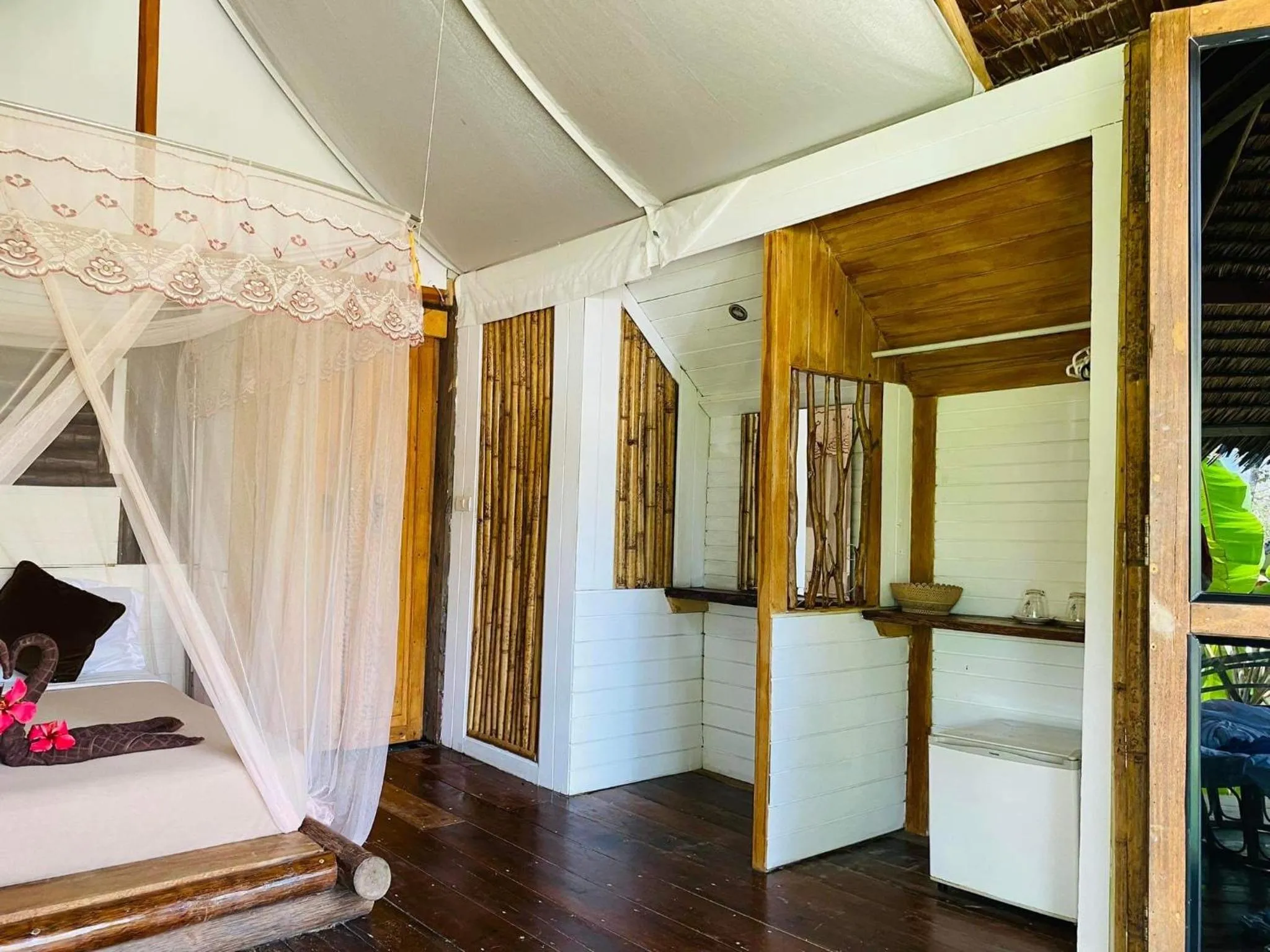 Bed in Koh Mook Mountain view