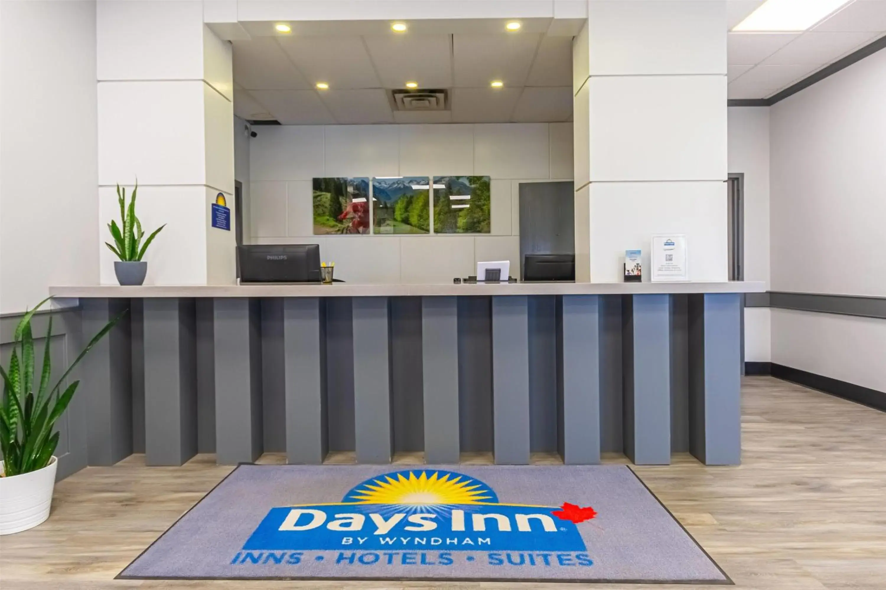 Lobby or reception in Days Inn by Wyndham Drayton Valley Lobby or reception in Days Inn by Wyndham Drayton Valley