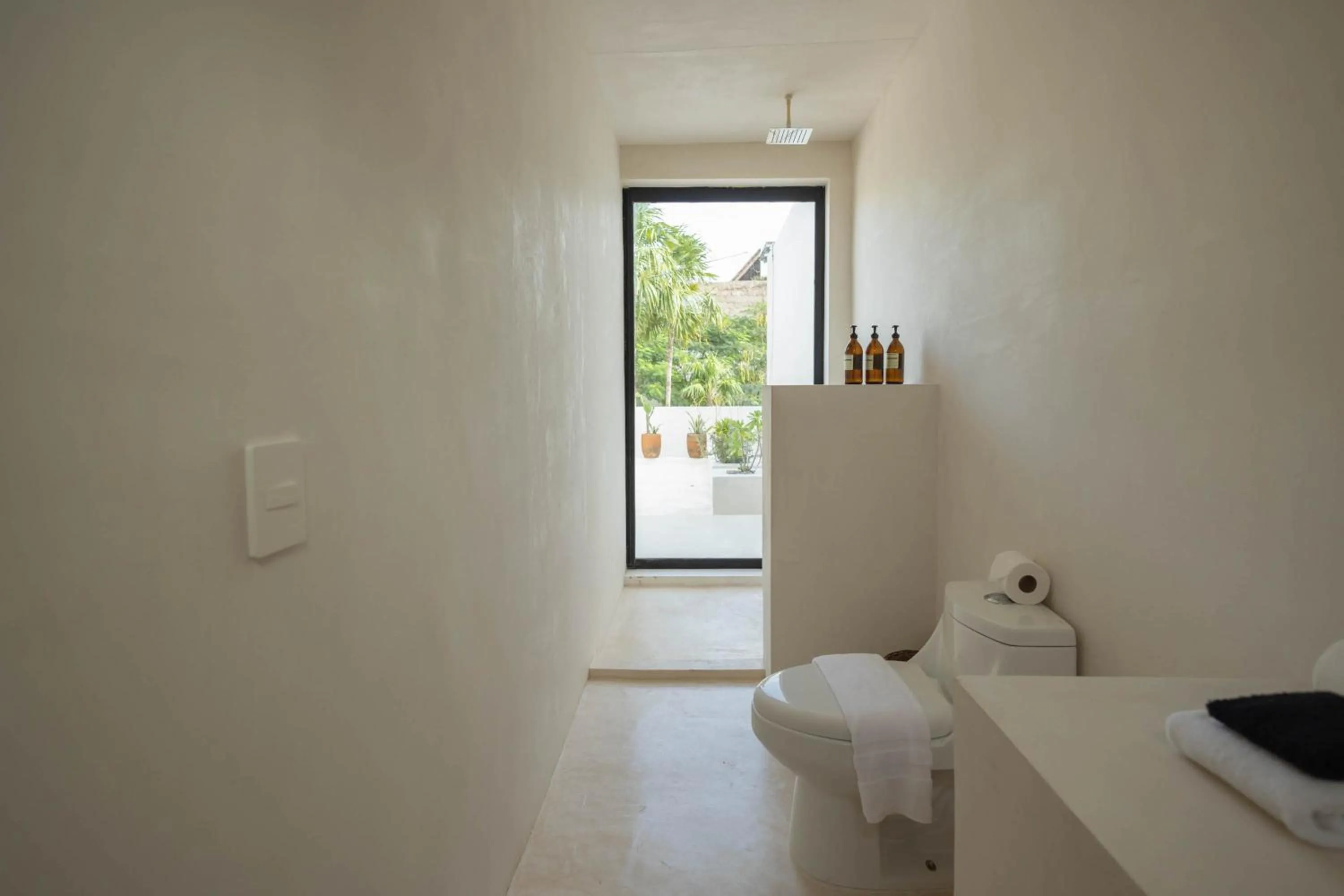 Toilet in Tuup Tulum