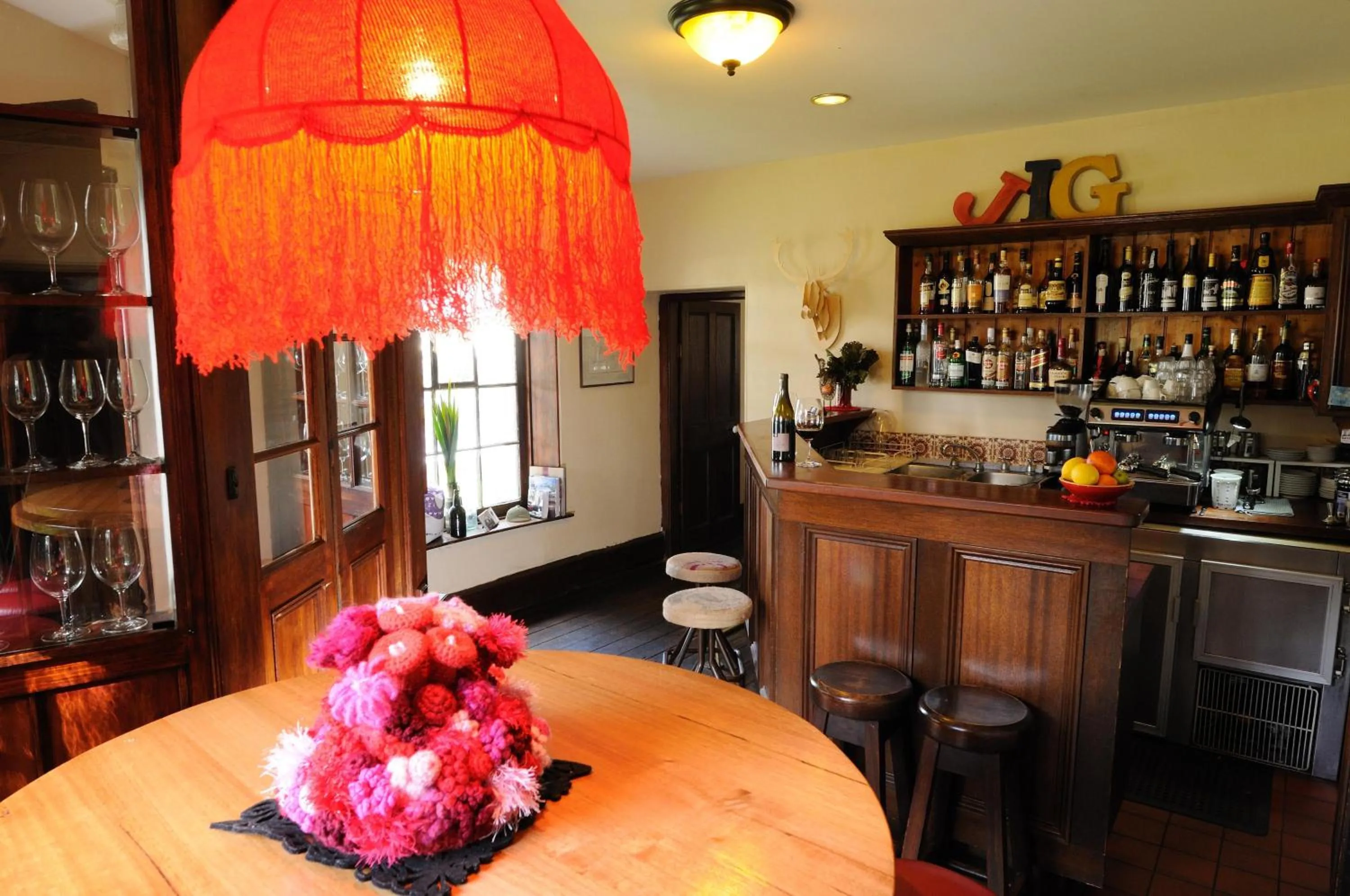 Lounge or bar in Merrijig Inn