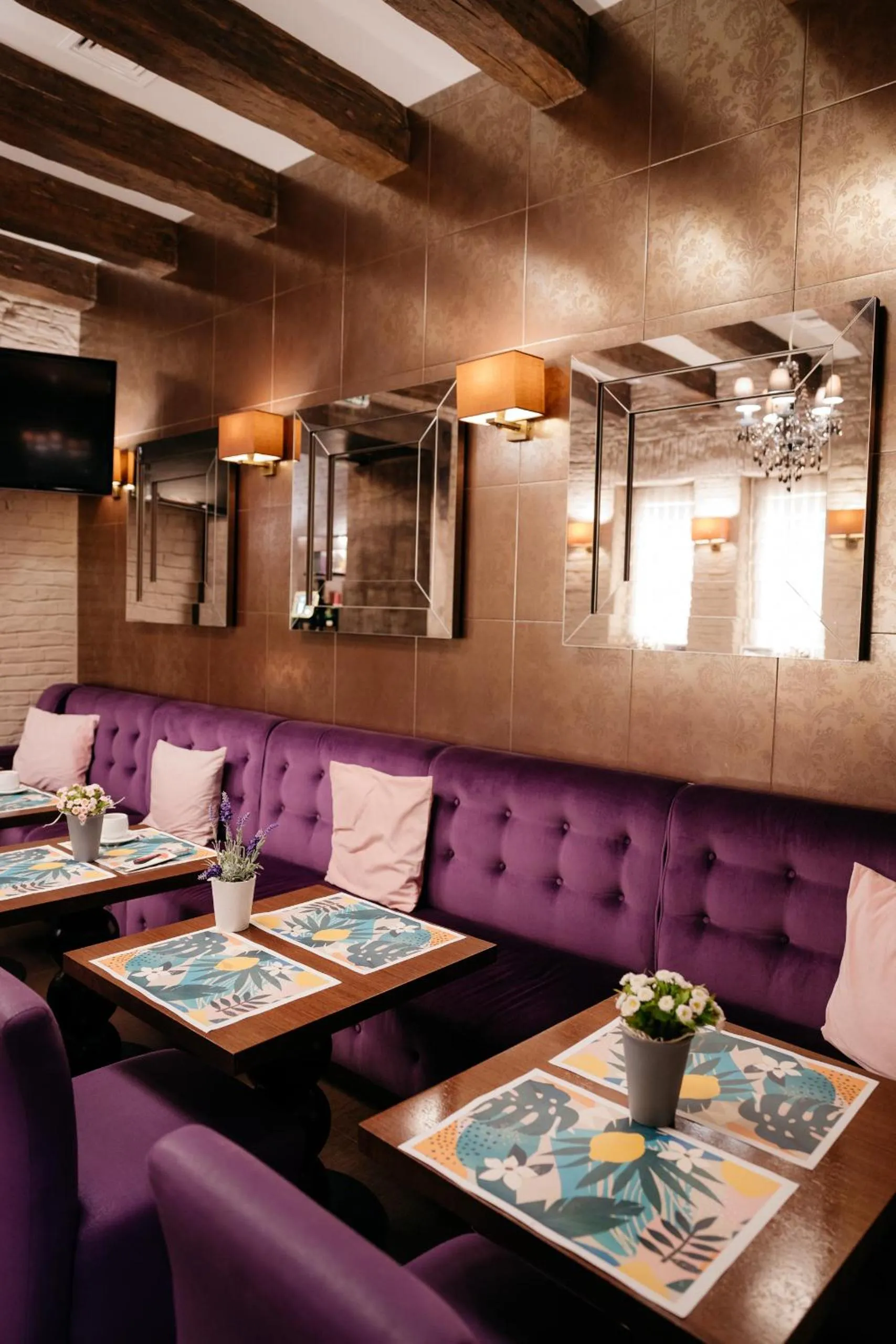 Breakfast in Vanilla Hotel