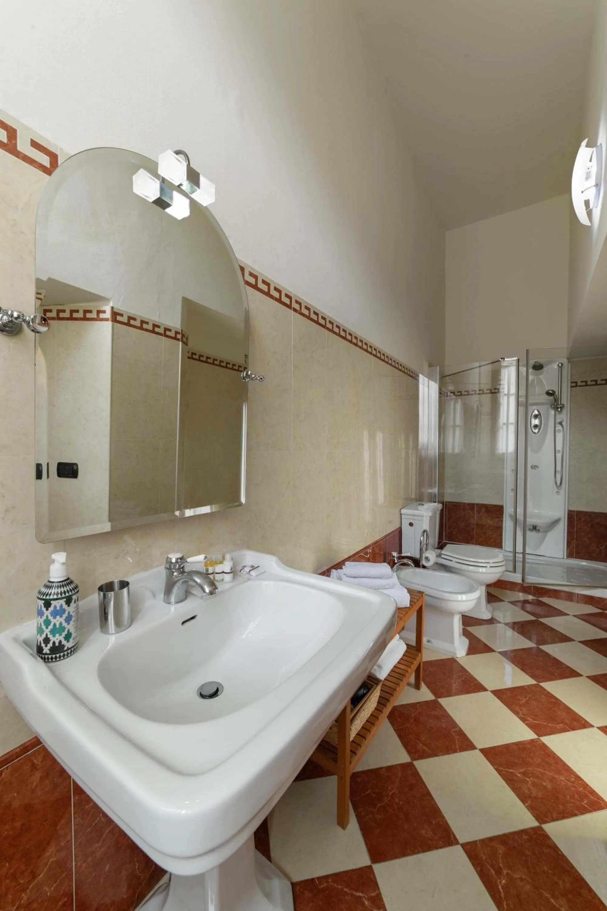 Shower in Palazzo Alfani - Residenza d'Epoca