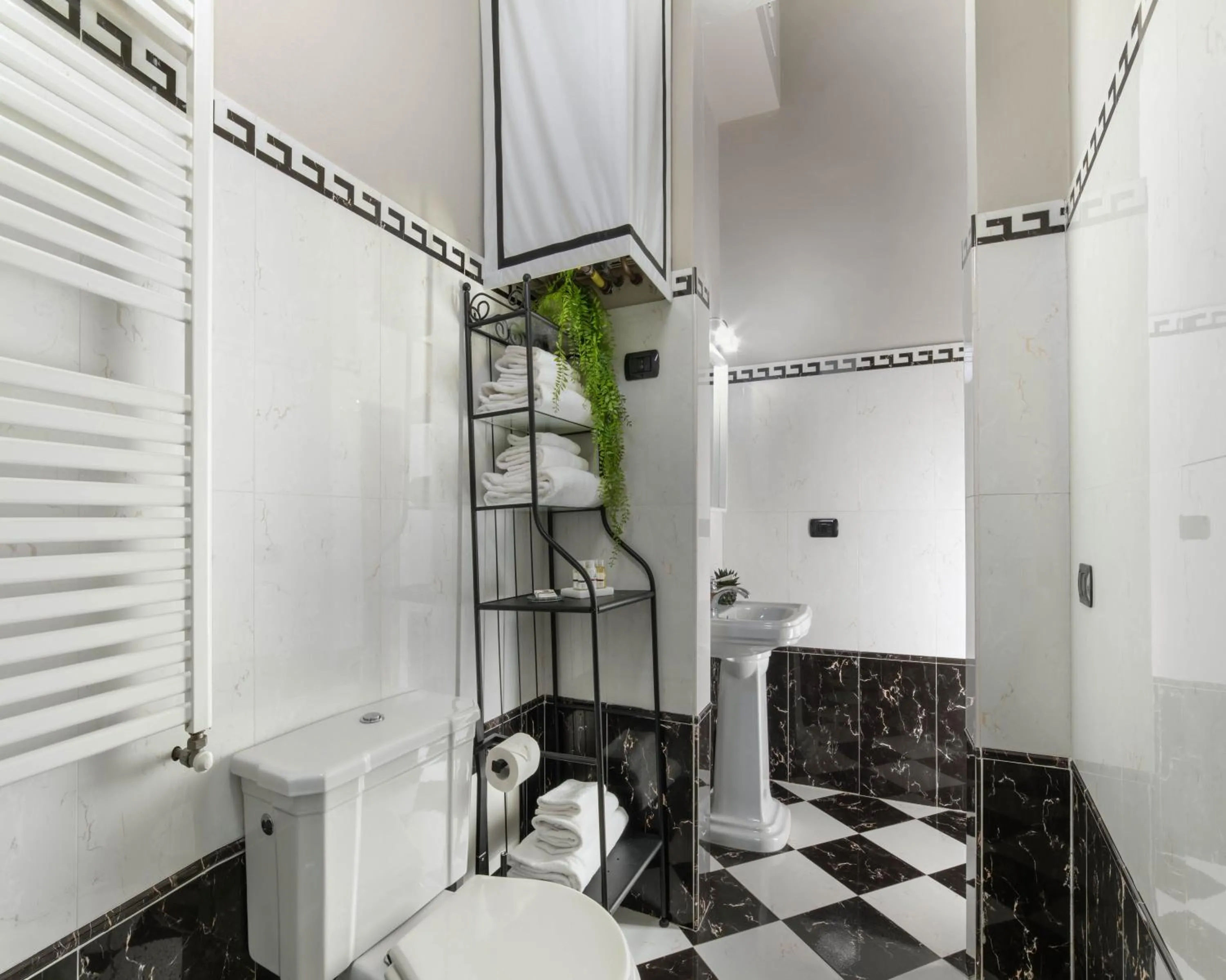 Bathroom in Palazzo Alfani - Residenza d'Epoca