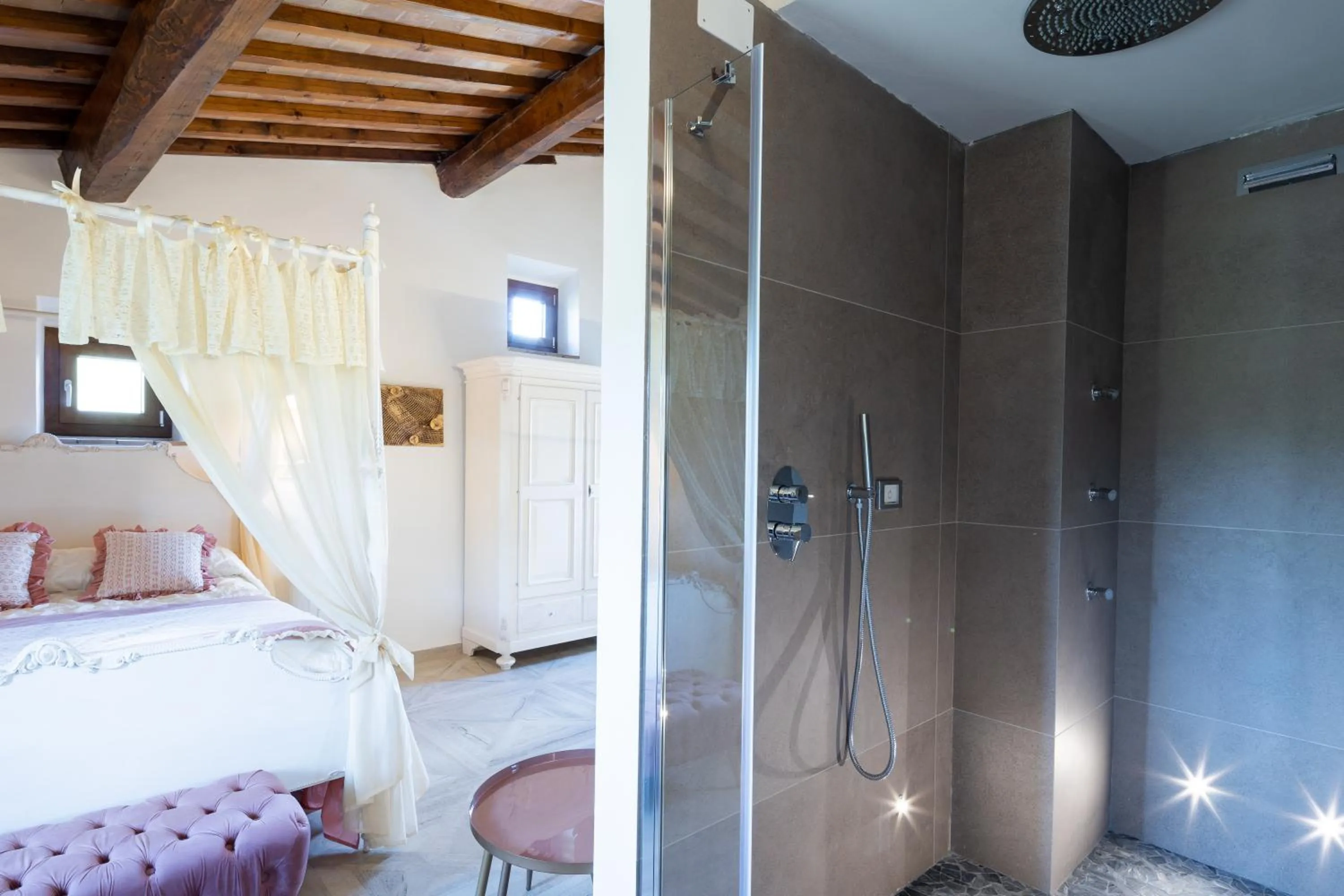 Bed in Il Castelluccio Country Resort Restaurant & SPA