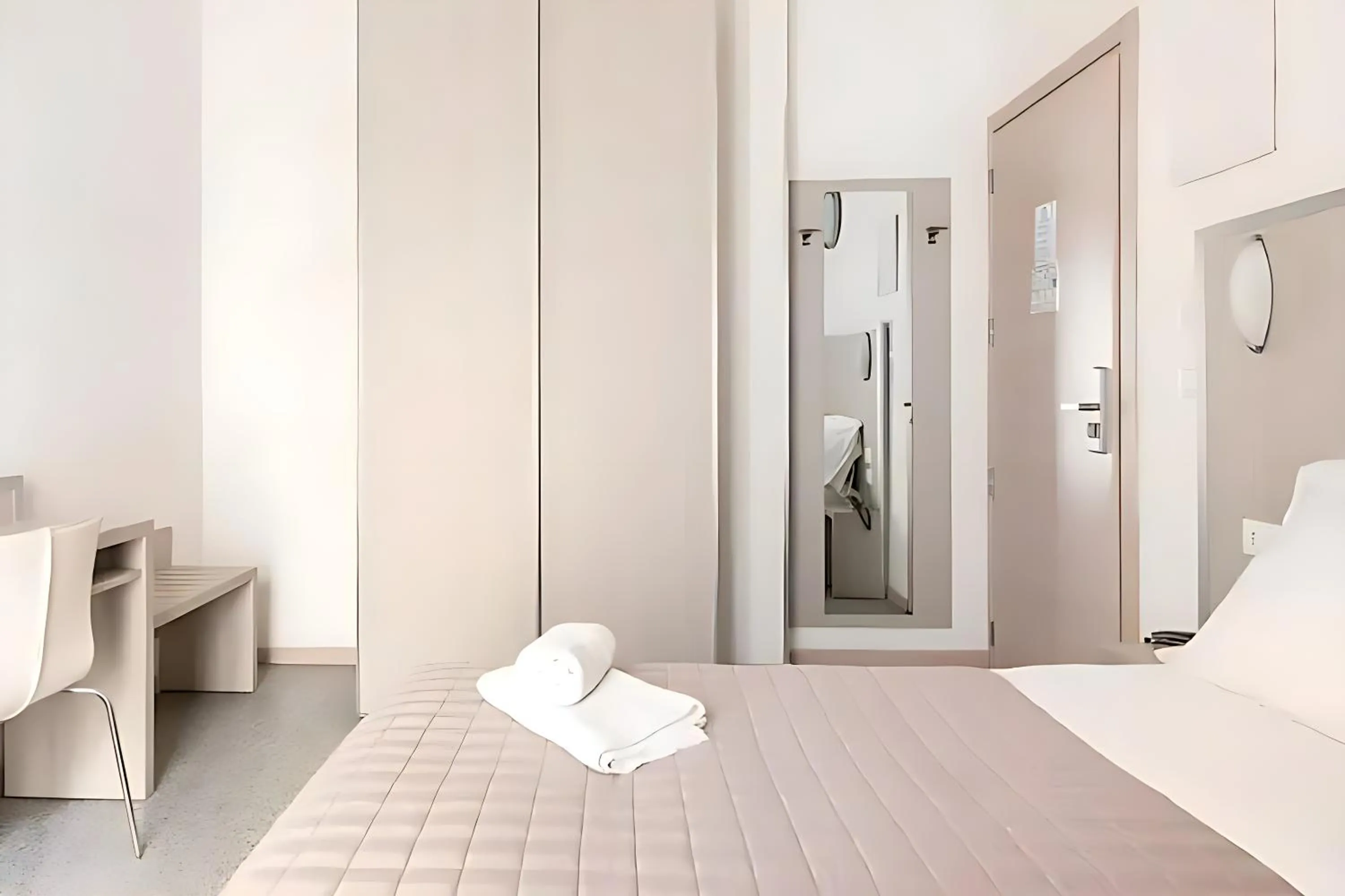 Bed in Hotel Villa Argia Rimini Marina Centro