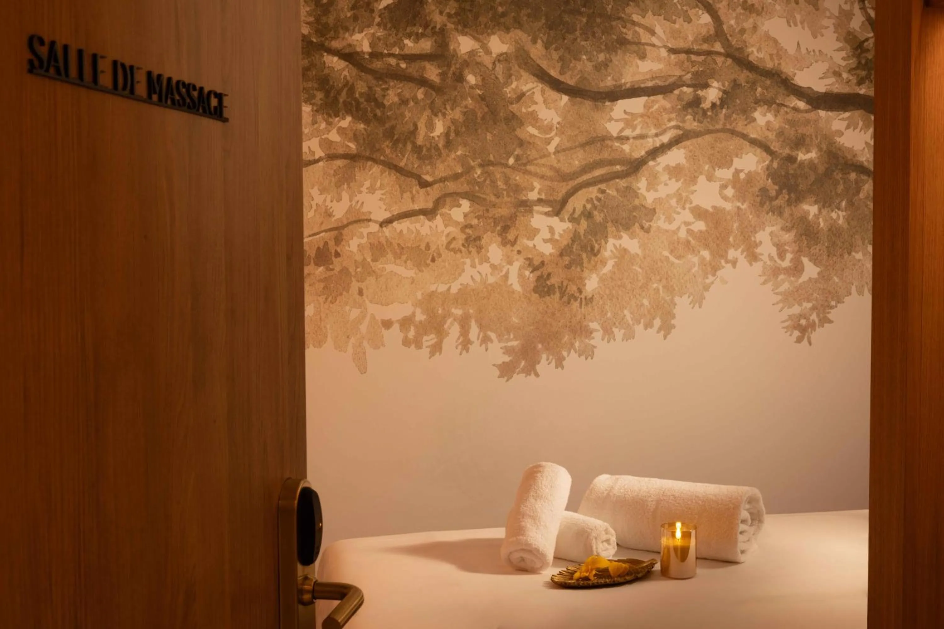 Massage in Hôtel Le Cardinal